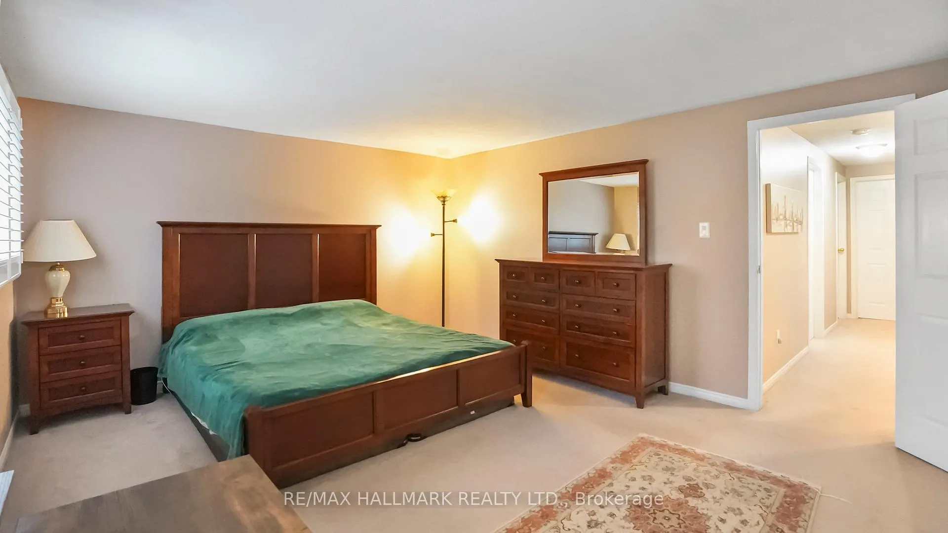 Photo 20 of 22 Avondale Crescent, Aurora, Aurora Village — HOMEH