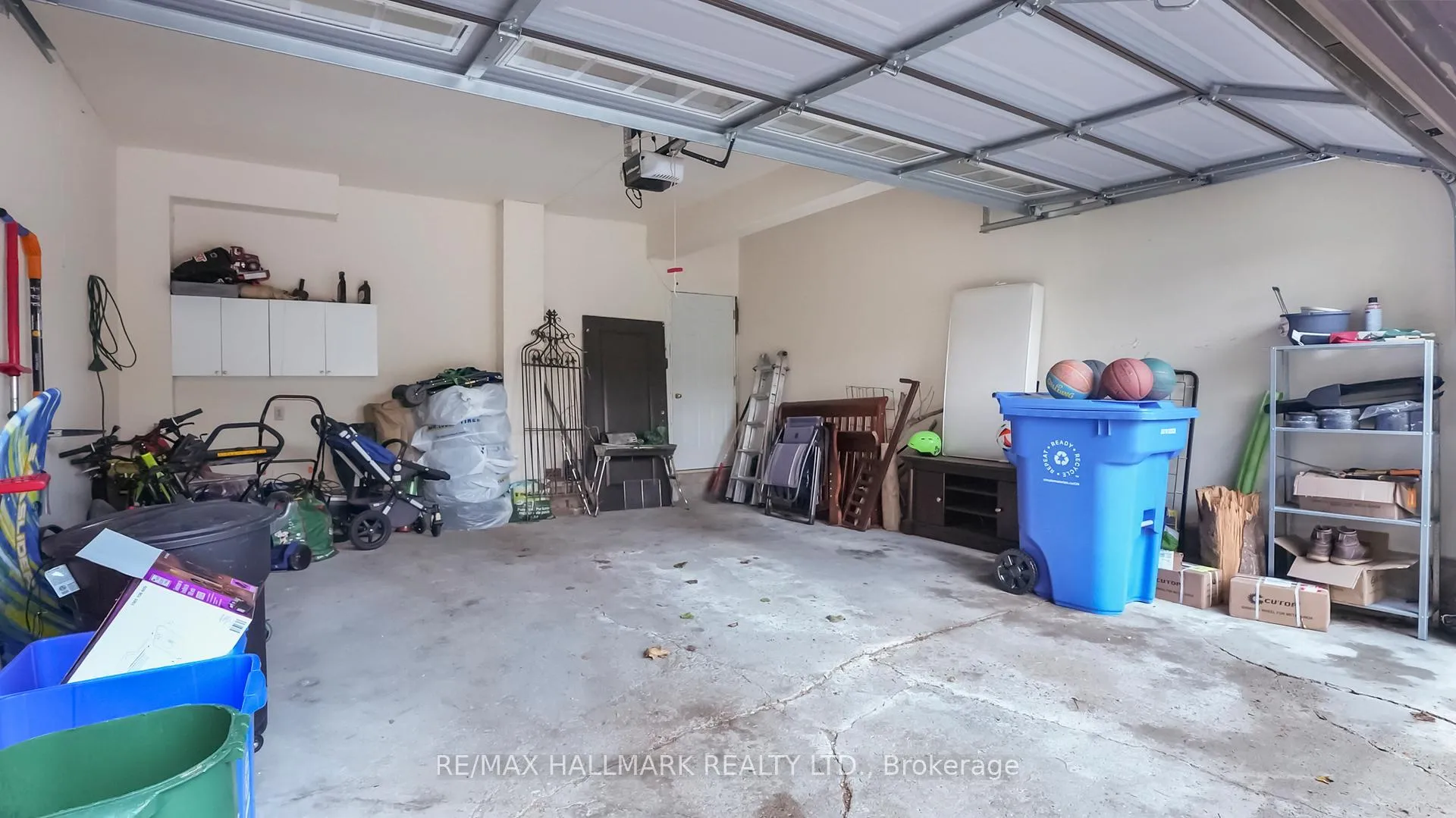Photo 29 of 22 Avondale Crescent, Aurora, Aurora Village — HOMEH