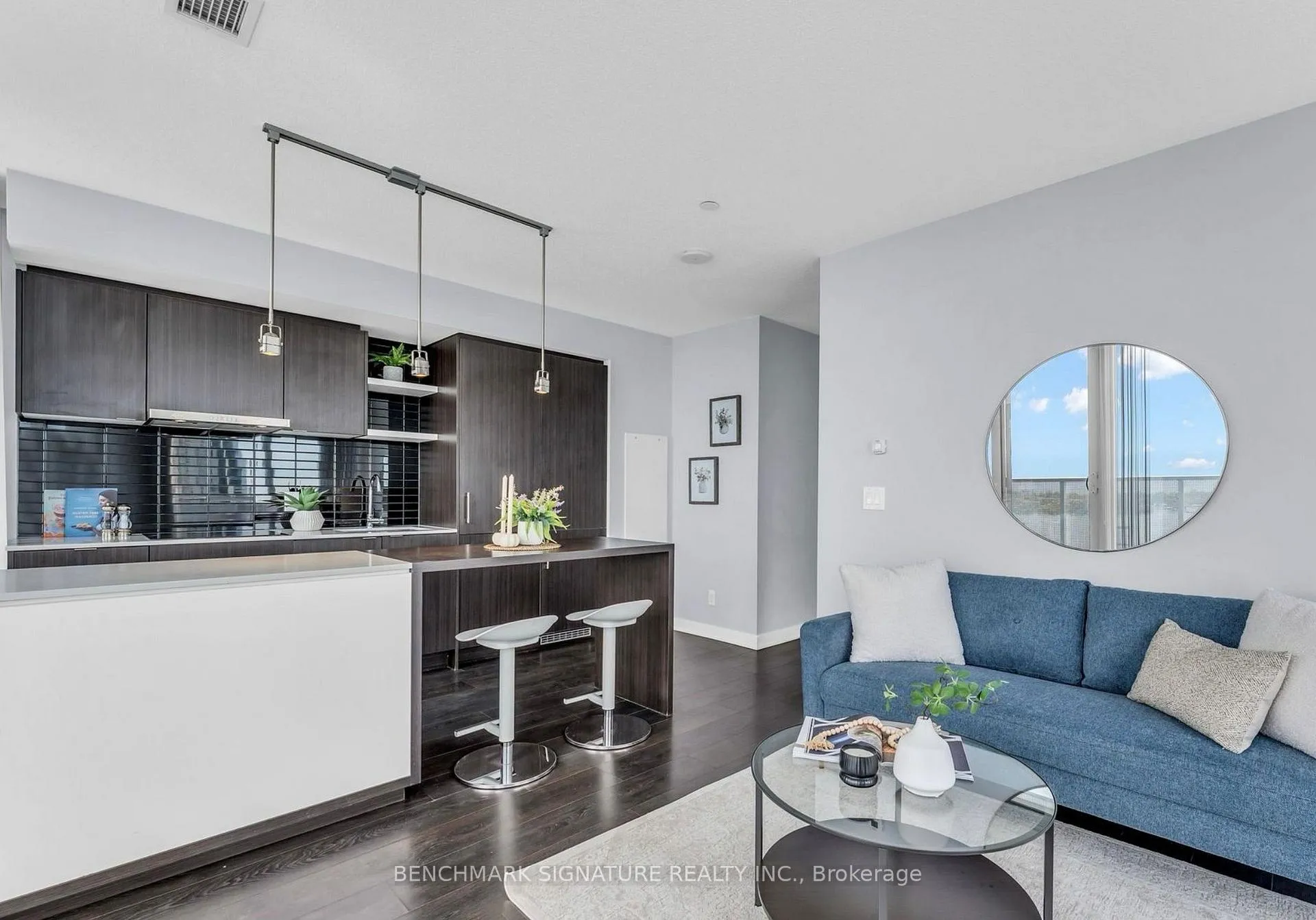 Photo 11 of Unit 6007, 88 Harbour Street, Toronto, Waterfront Communities — HOMEH