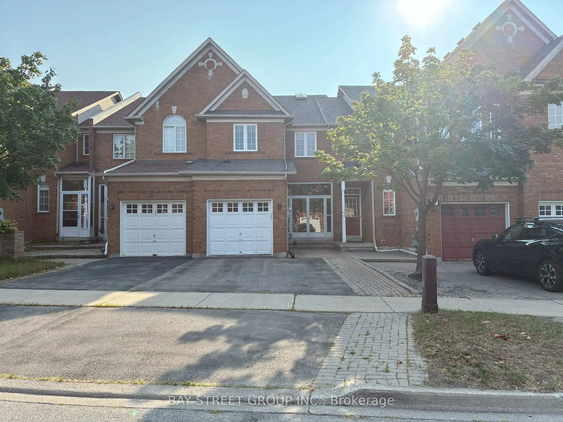 Photo 1 of 85 Kimono Crescent, Richmond Hill, Rouge Woods — HOMEH
