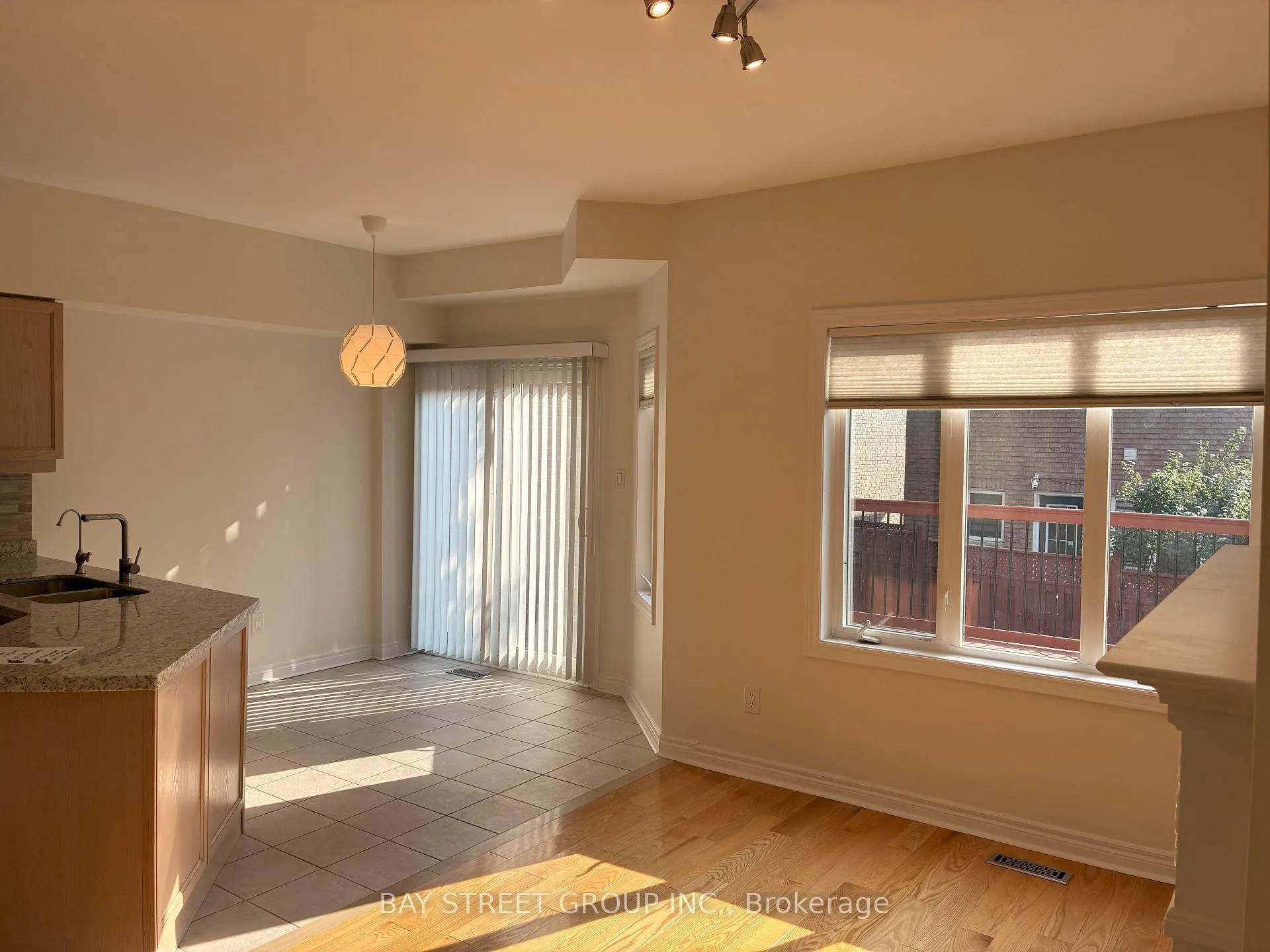 Photo 16 of 85 Kimono Crescent, Richmond Hill, Rouge Woods — HOMEH