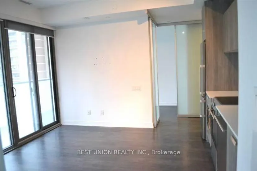 Photo 5 of Unit 801, 50 Charles Street E, Toronto, Church-Yonge Corridor — HOMEH