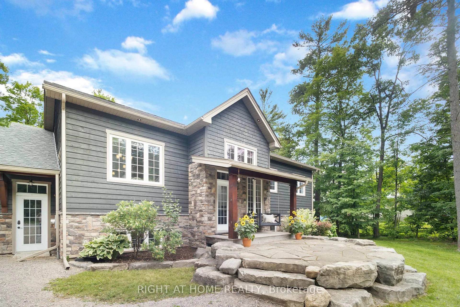 Photo 3 of 590 Golf Course Road, Douro-Dummer — HOMEH