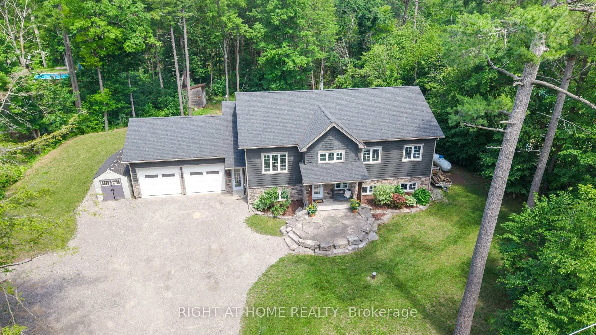Photo 6 of 590 Golf Course Road, Douro-Dummer — HOMEH