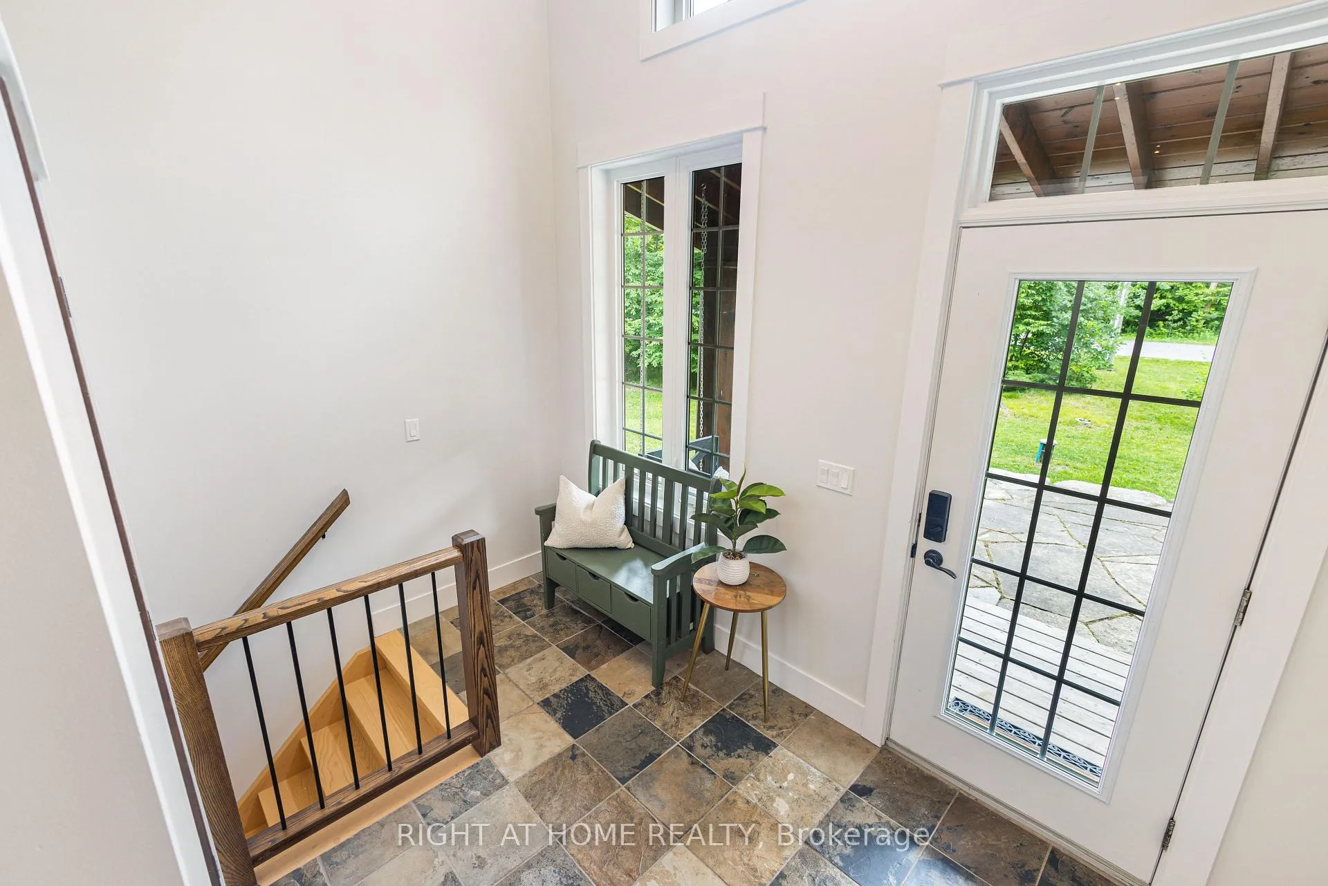 Photo 8 of 590 Golf Course Road, Douro-Dummer — HOMEH