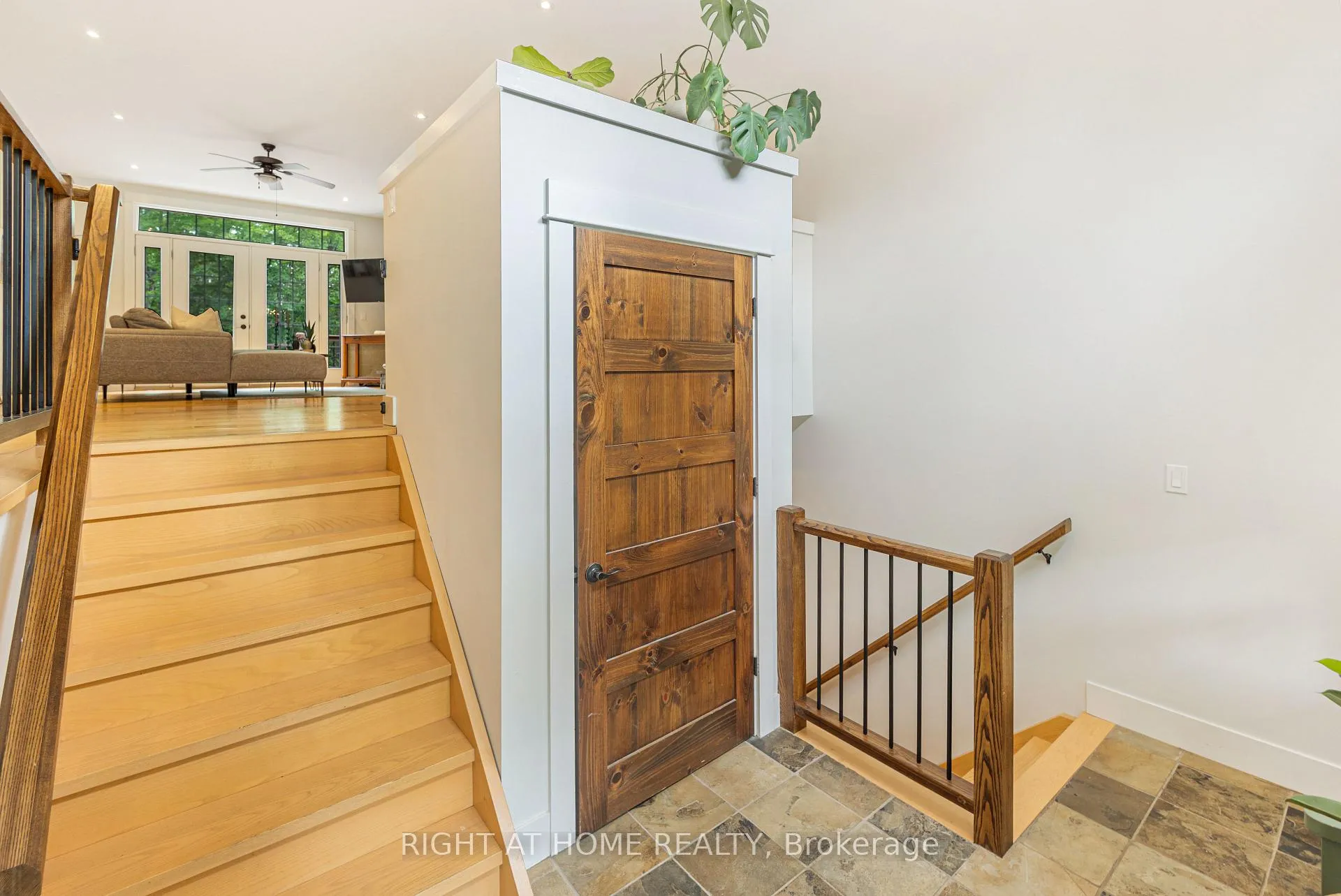 Photo 9 of 590 Golf Course Road, Douro-Dummer — HOMEH