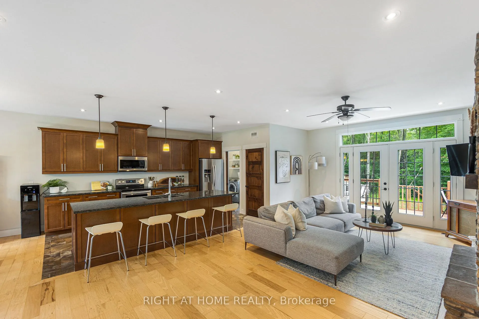 Photo 11 of 590 Golf Course Road, Douro-Dummer — HOMEH