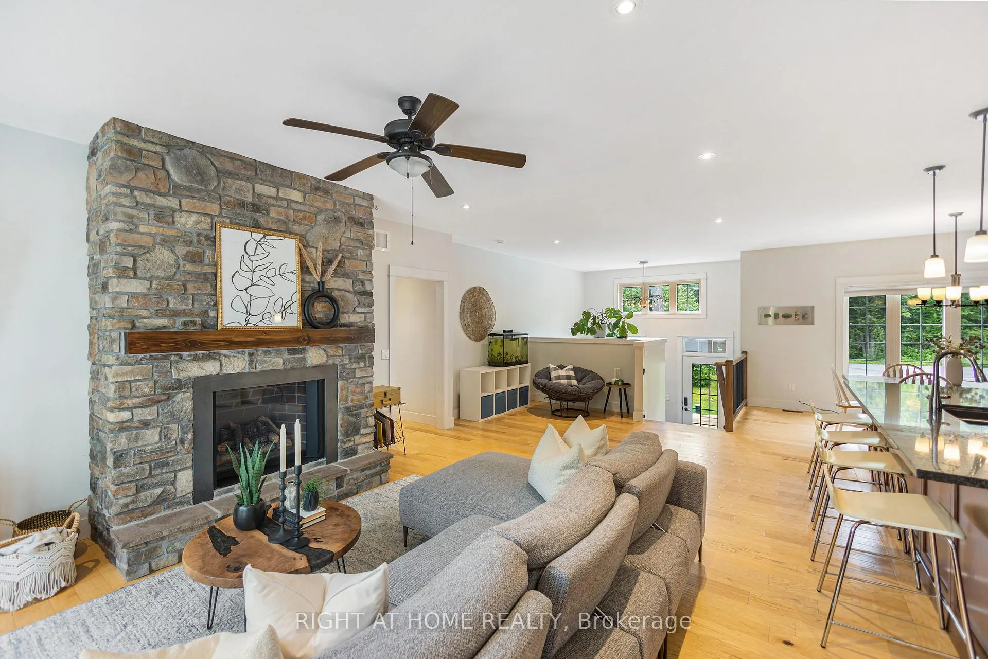 Photo 17 of 590 Golf Course Road, Douro-Dummer — HOMEH