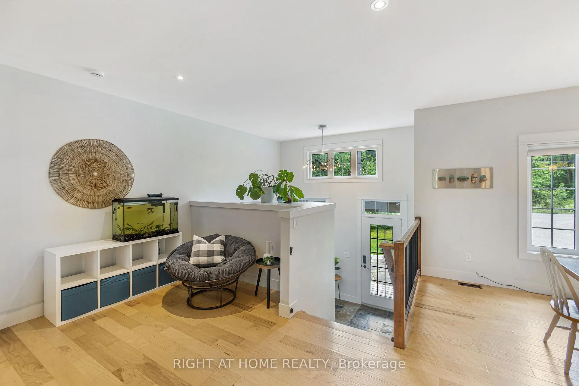 Photo 18 of 590 Golf Course Road, Douro-Dummer — HOMEH