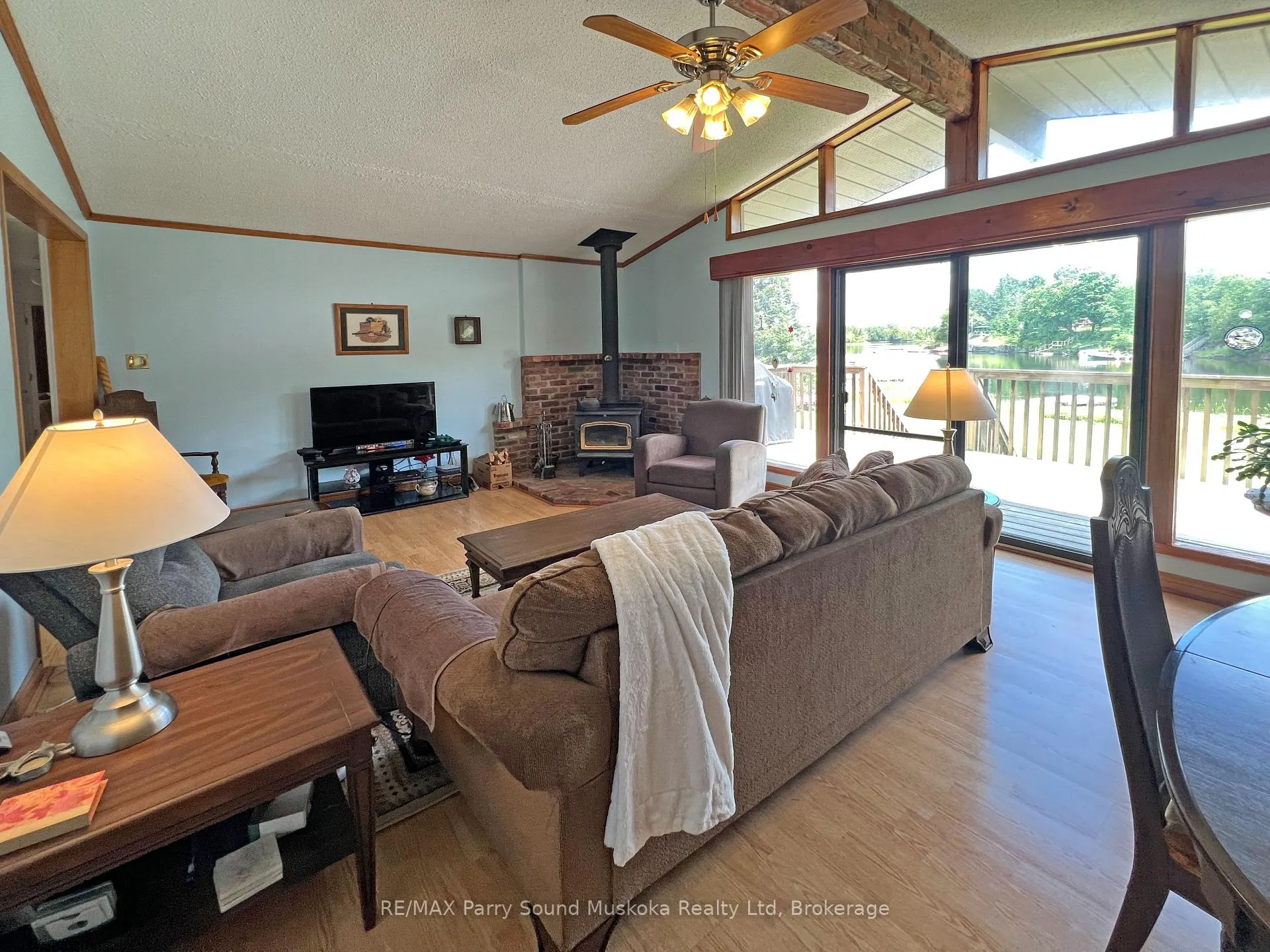 Photo 7 of 15 Dockside Drive, McKellar — HOMEH