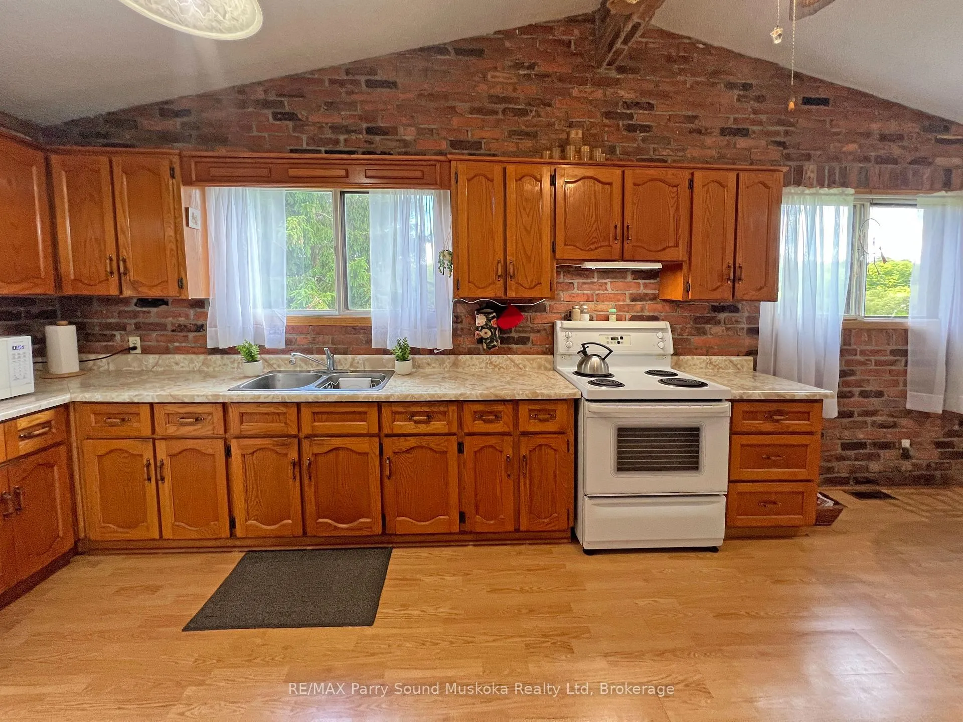 Photo 12 of 15 Dockside Drive, McKellar — HOMEH