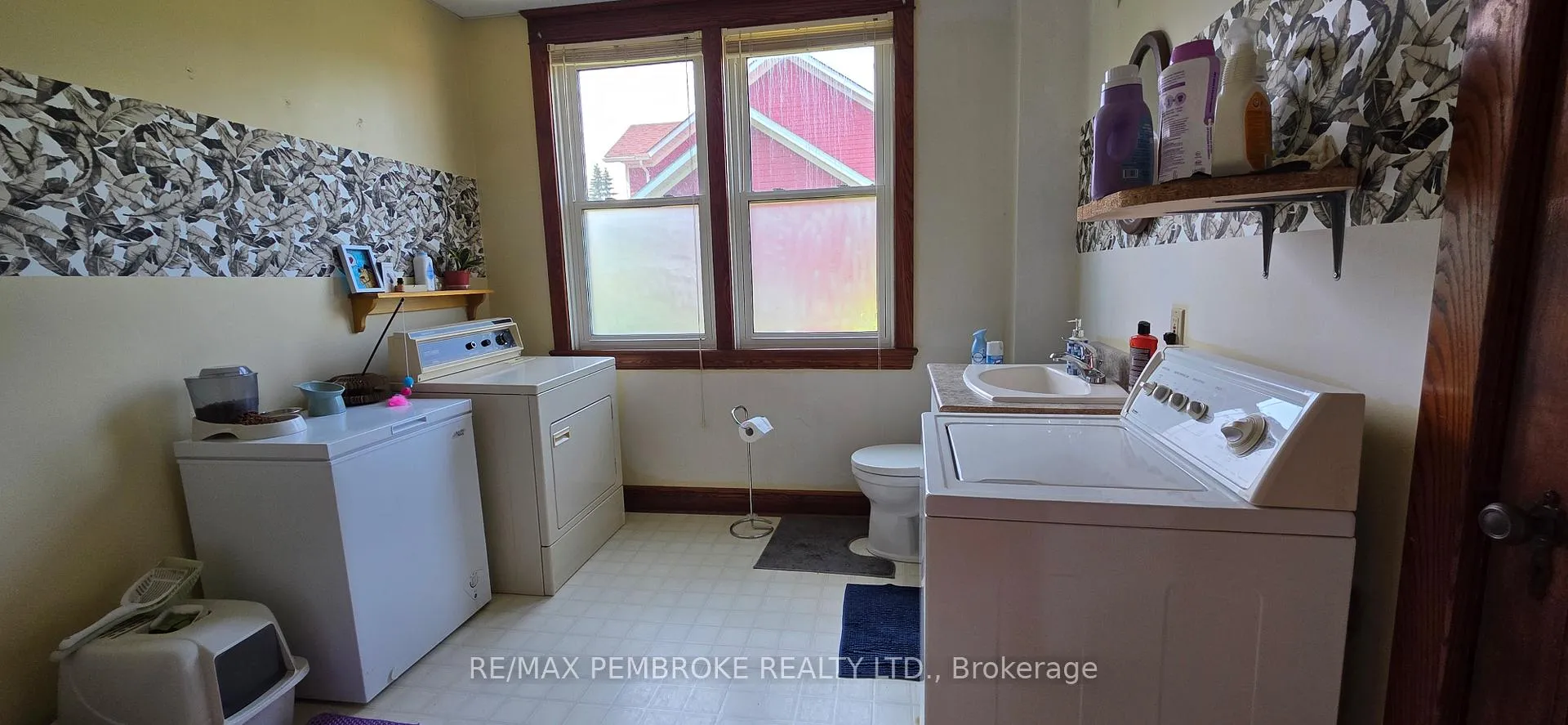 Photo 15 of 33 Doran Road, Petawawa, Petawawa — HOMEH