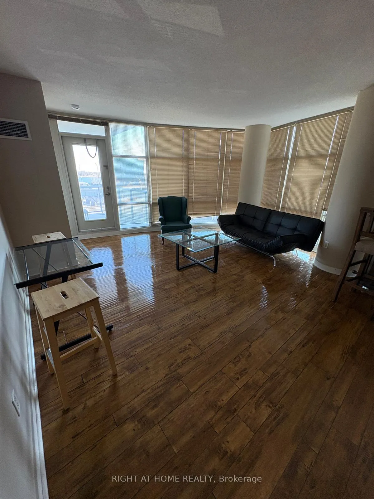 Photo 4 of Unit 512, 35 Mariner Terrace, Toronto, Waterfront Communities — HOMEH