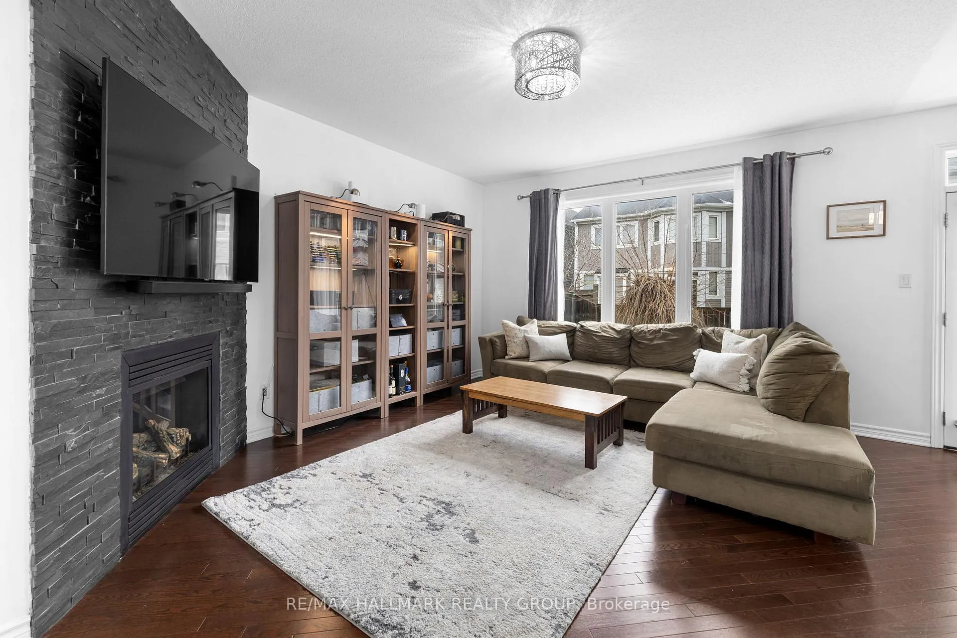 Photo 9 of 529 Dundonald Drive, Ottawa, Barrhaven - Half Moon Bay — HOMEH