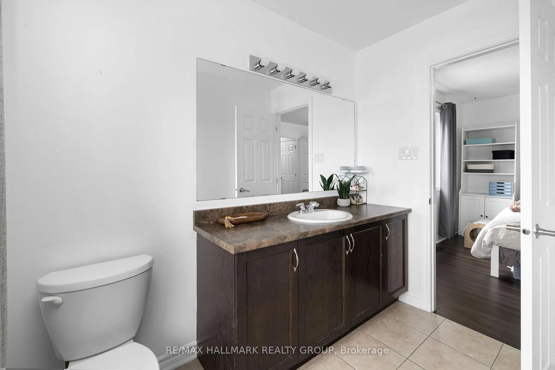 Photo 24 of 529 Dundonald Drive, Ottawa, Barrhaven - Half Moon Bay — HOMEH