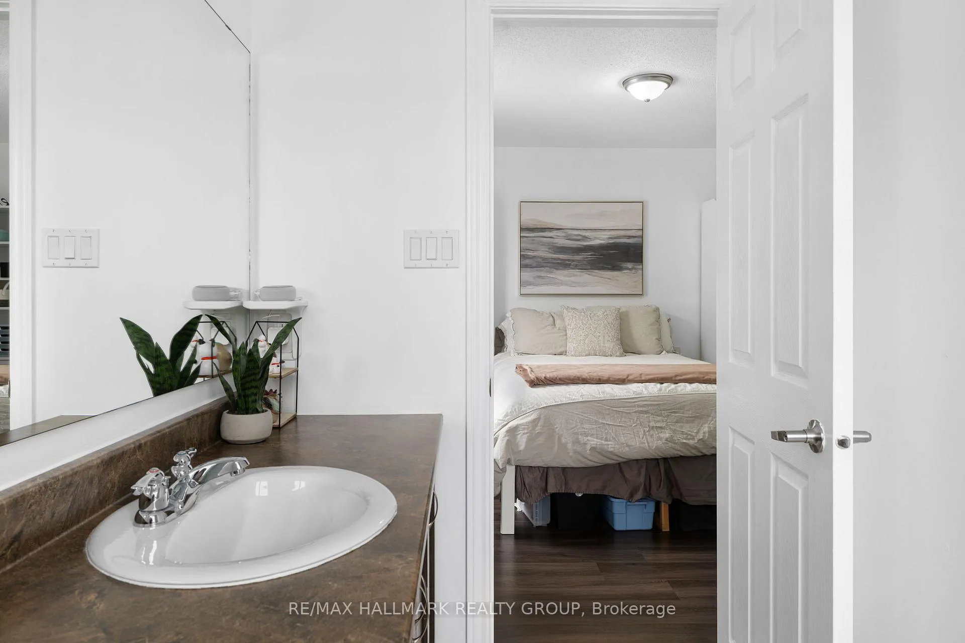 Photo 25 of 529 Dundonald Drive, Ottawa, Barrhaven - Half Moon Bay — HOMEH