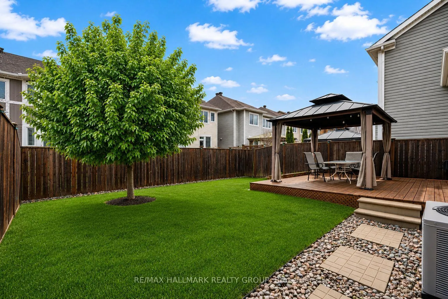 Photo 30 of 529 Dundonald Drive, Ottawa, Barrhaven - Half Moon Bay — HOMEH