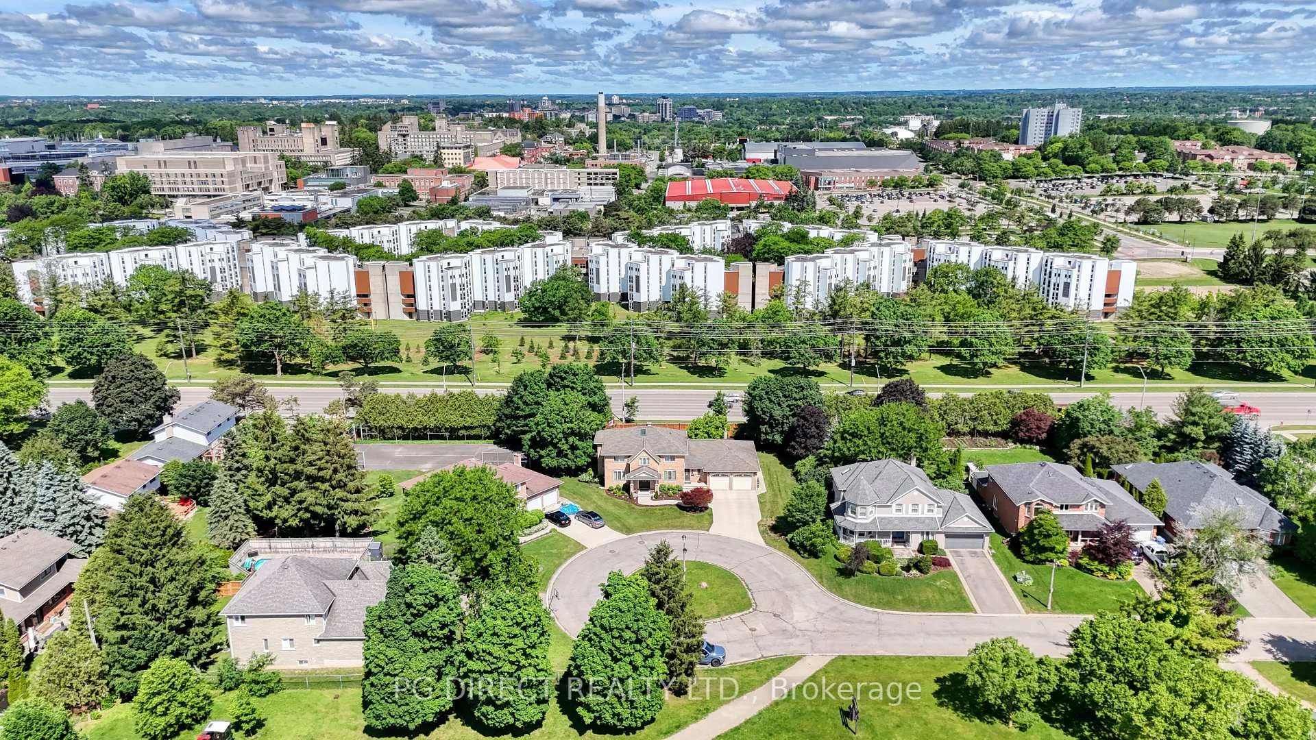 Photo 6 of 7 Old Stone Court, Guelph, Kortright East — HOMEH