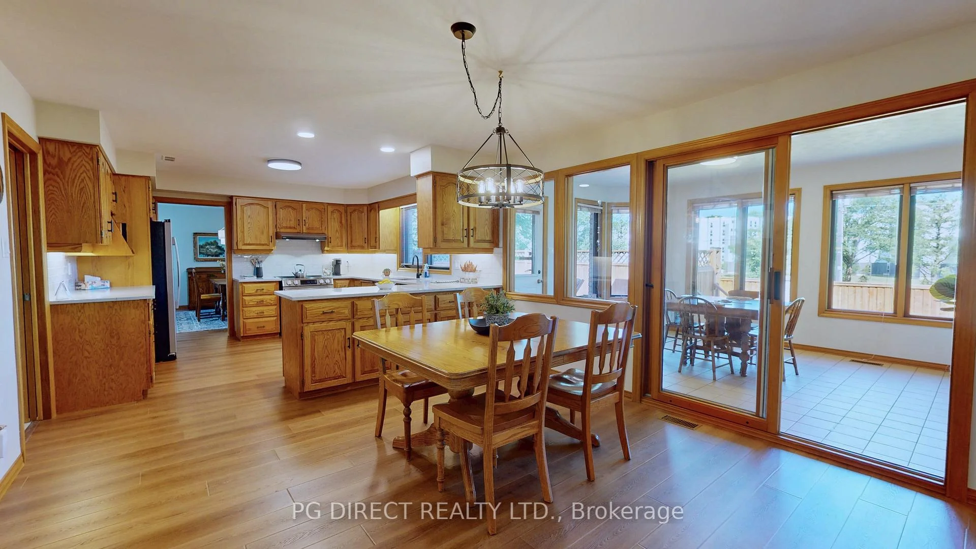 Photo 23 of 7 Old Stone Court, Guelph, Kortright East — HOMEH