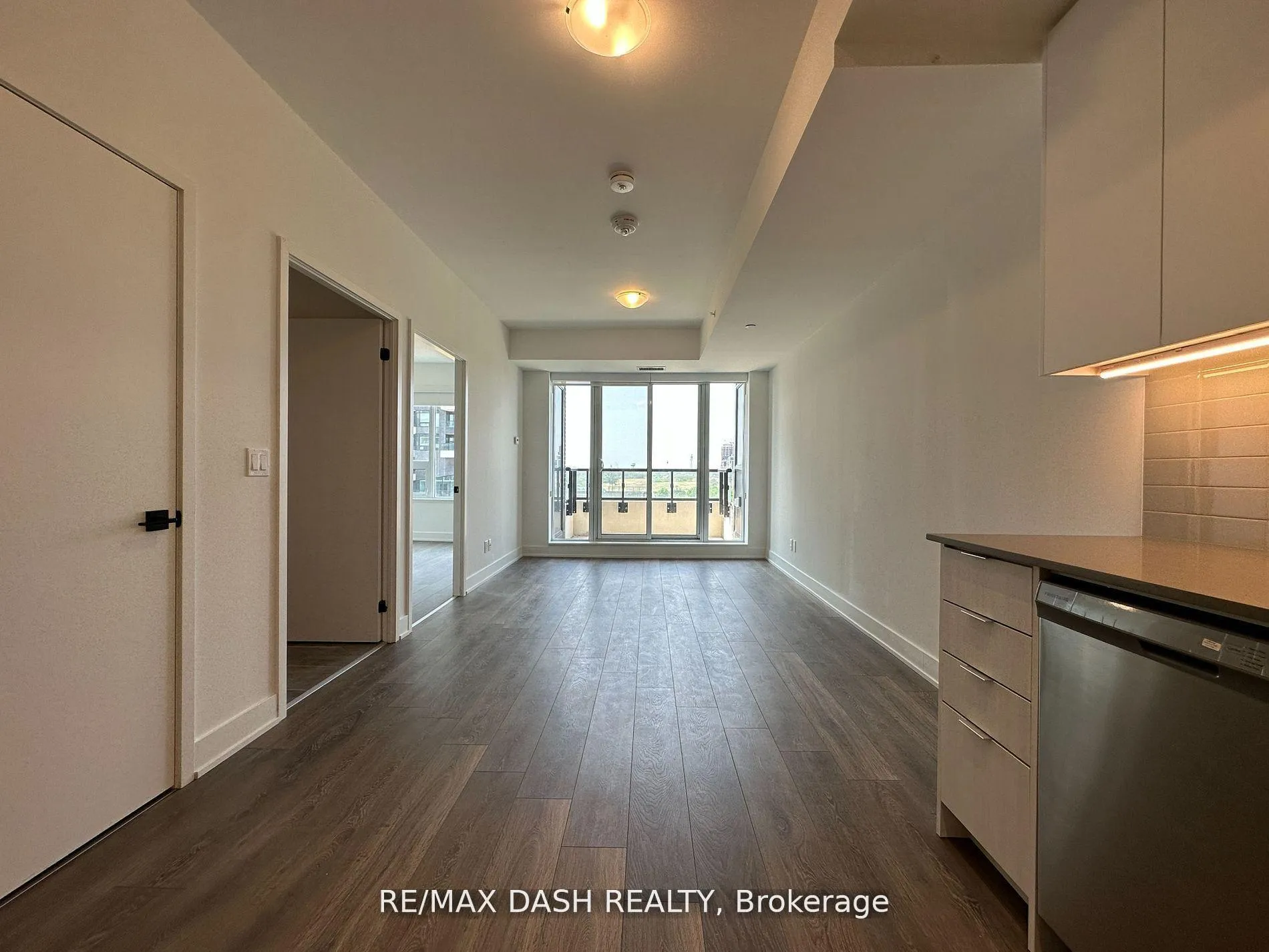 Photo 11 of Unit 621, 2485 Taunton Road, Oakville, River Oaks — HOMEH