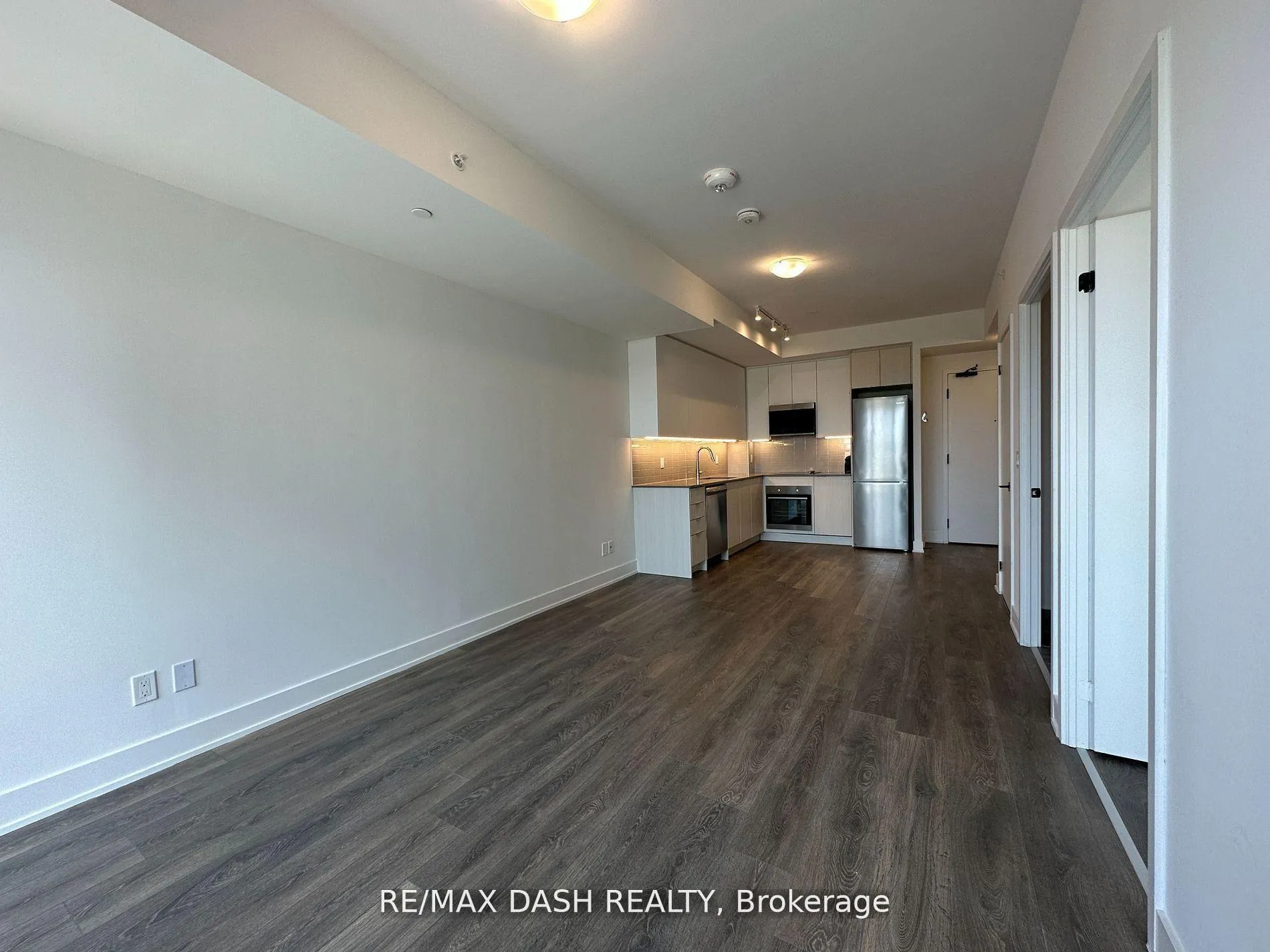 Photo 12 of Unit 621, 2485 Taunton Road, Oakville, River Oaks — HOMEH