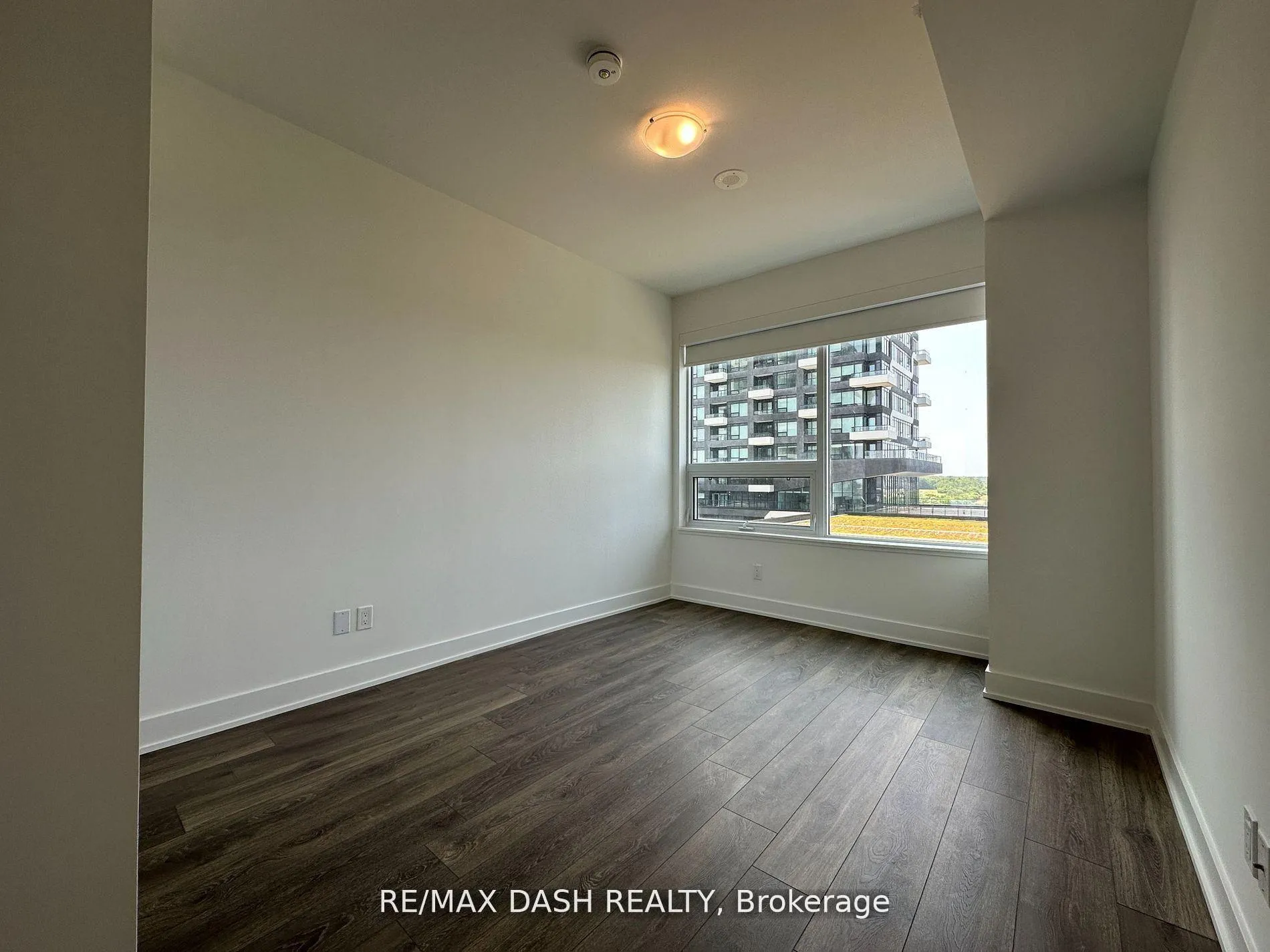 Photo 14 of Unit 621, 2485 Taunton Road, Oakville, River Oaks — HOMEH