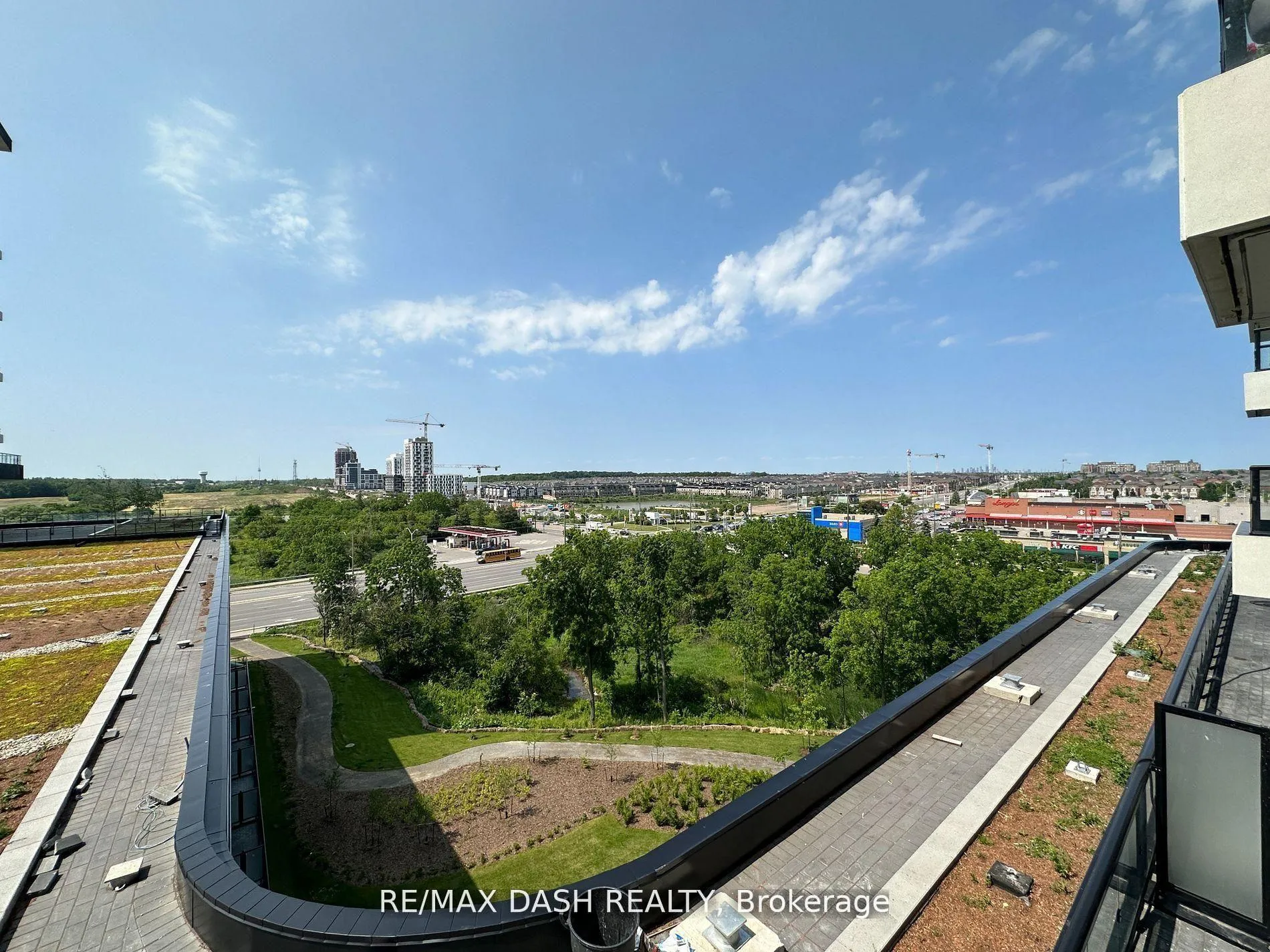 Photo 21 of Unit 621, 2485 Taunton Road, Oakville, River Oaks — HOMEH