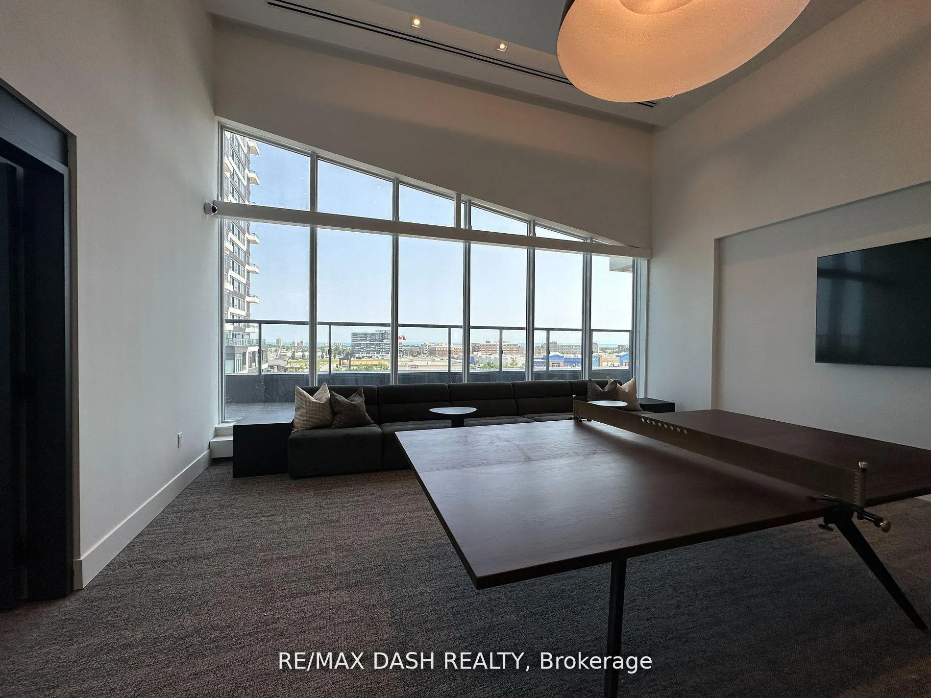 Photo 23 of Unit 621, 2485 Taunton Road, Oakville, River Oaks — HOMEH