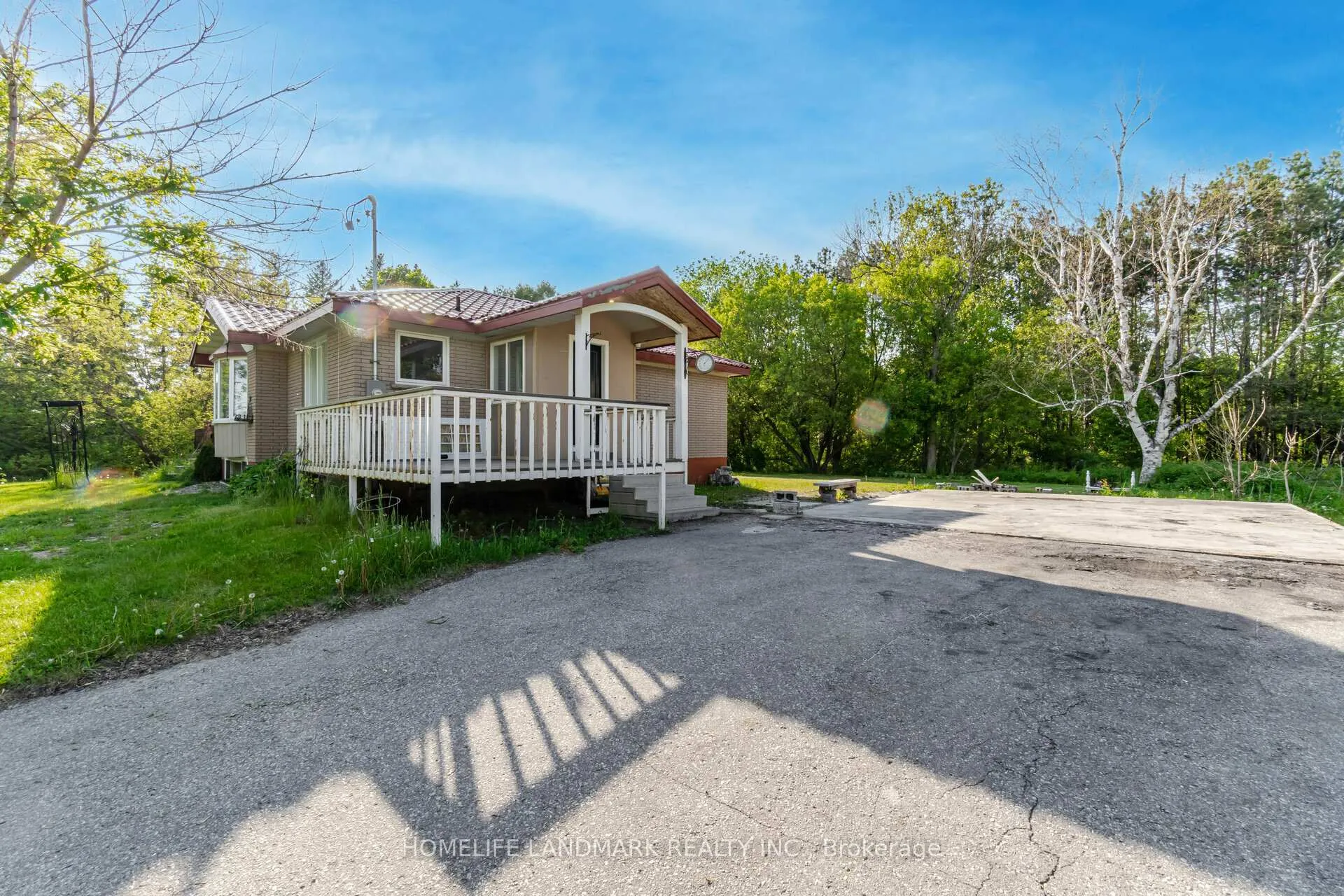 Photo 2 of 4754 County Rd 90, Springwater, Rural Springwater — HOMEH