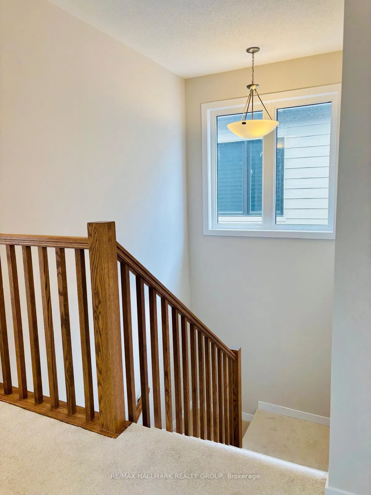 Photo 10 of 170 Conservancy Drive, Ottawa, Barrhaven - Heritage Park — HOMEH