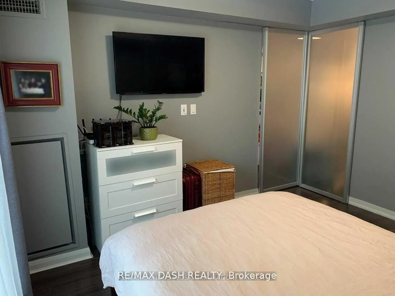 Photo 13 of Unit 413, 18 Beverley Street, Toronto, Kensington-Chinatown — HOMEH