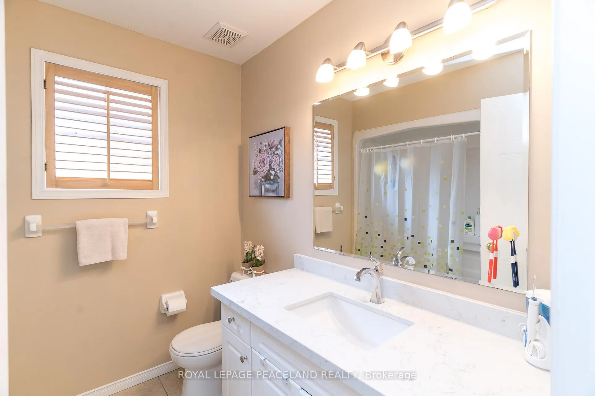 Photo 24 of 729 Grand Banks Drive, Waterloo, Eastbridge — HOMEH