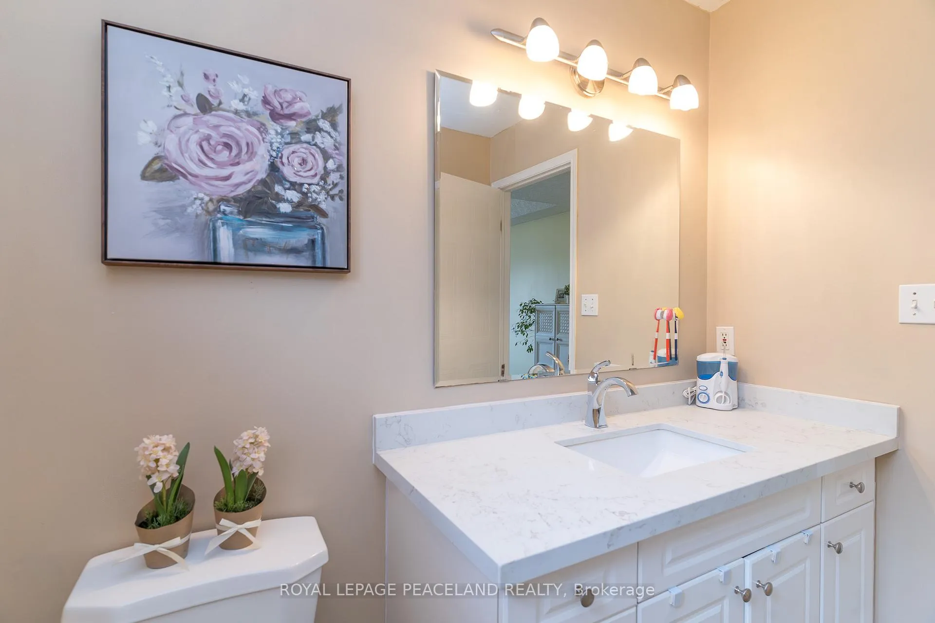 Photo 25 of 729 Grand Banks Drive, Waterloo, Eastbridge — HOMEH
