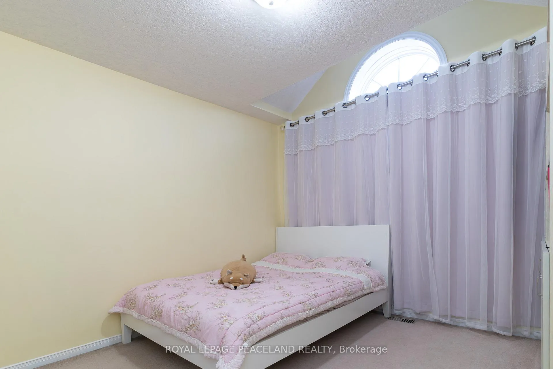 Photo 29 of 729 Grand Banks Drive, Waterloo, Eastbridge — HOMEH