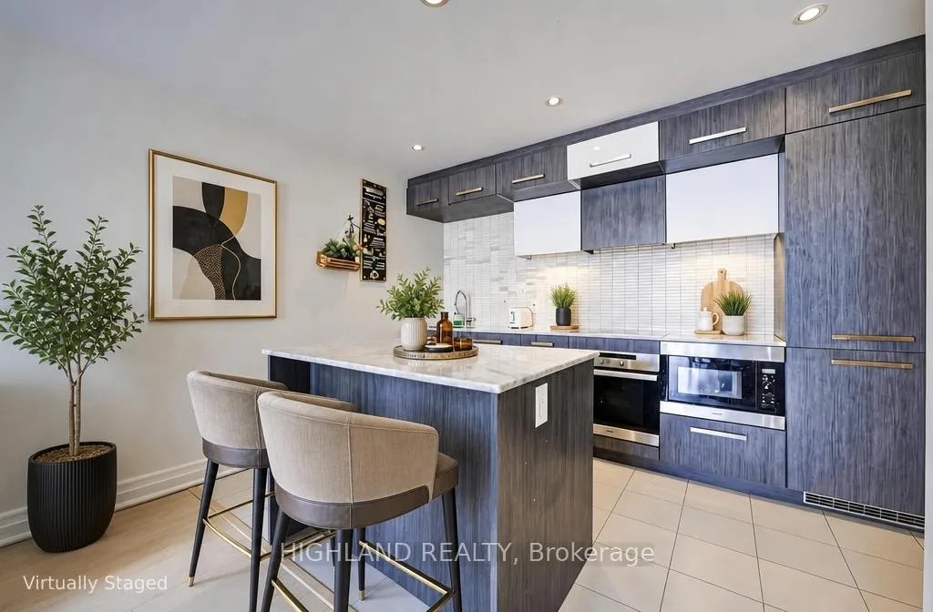 Photo 4 of Unit 2506, 8 The Esplanade, Toronto, Waterfront Communities — HOMEH