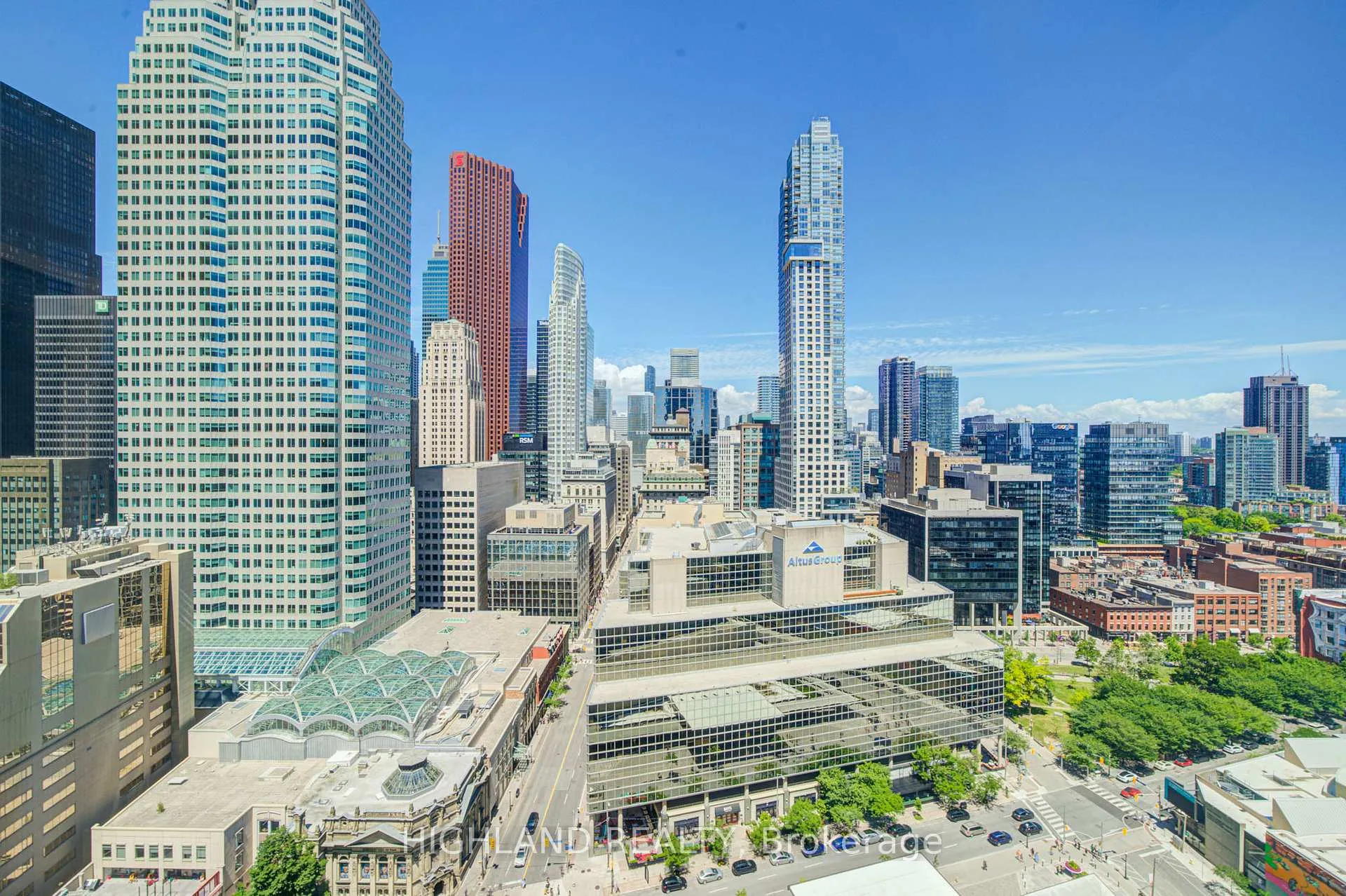 Photo 11 of Unit 2506, 8 The Esplanade, Toronto, Waterfront Communities — HOMEH