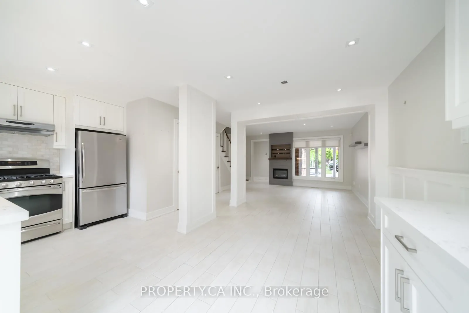 Photo 10 of 27 Boyne Highlands Court, Vaughan, Glen Shields — HOMEH
