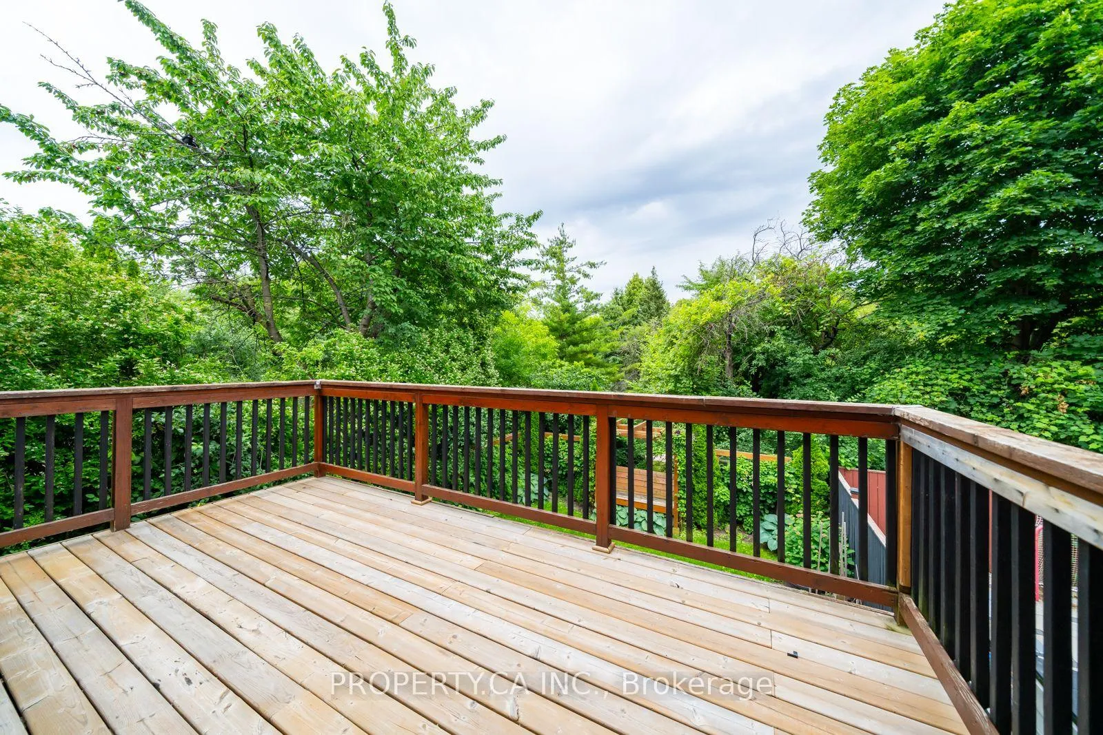 Photo 20 of 27 Boyne Highlands Court, Vaughan, Glen Shields — HOMEH