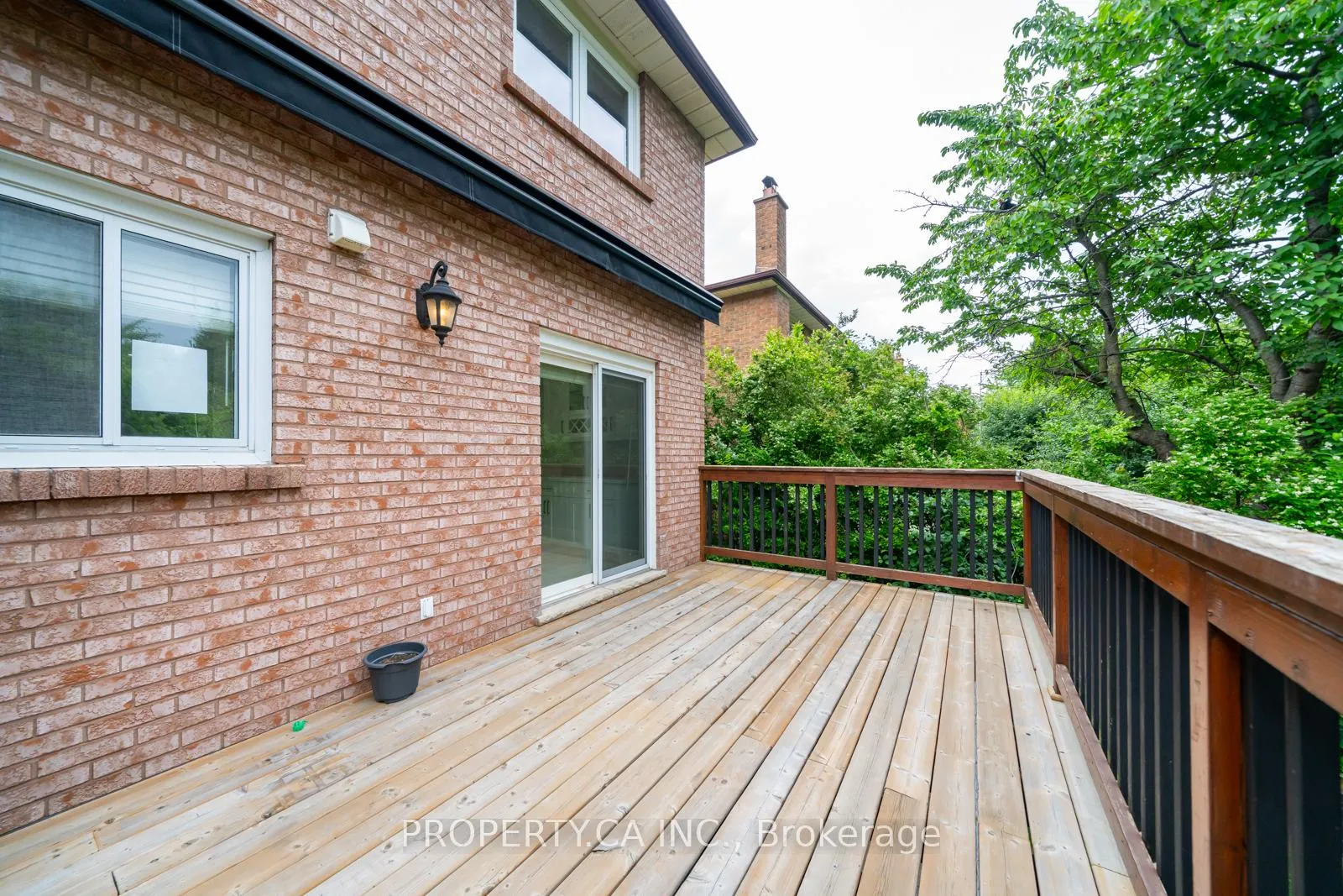 Photo 21 of 27 Boyne Highlands Court, Vaughan, Glen Shields — HOMEH