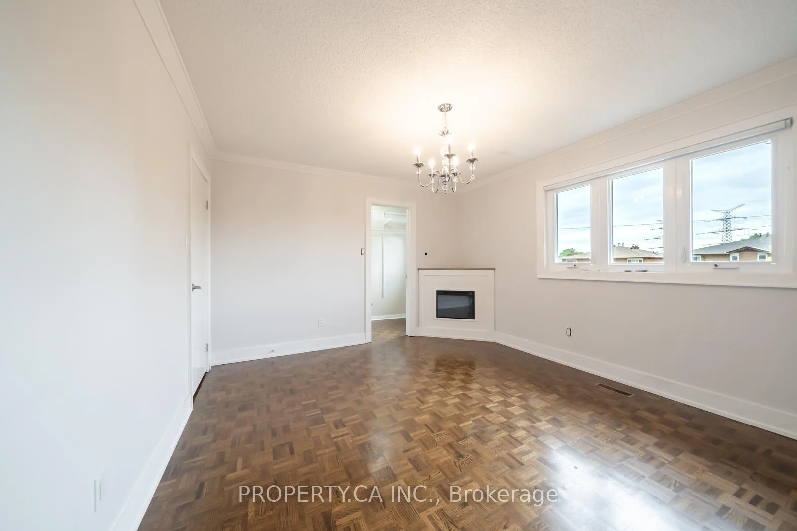Photo 23 of 27 Boyne Highlands Court, Vaughan, Glen Shields — HOMEH
