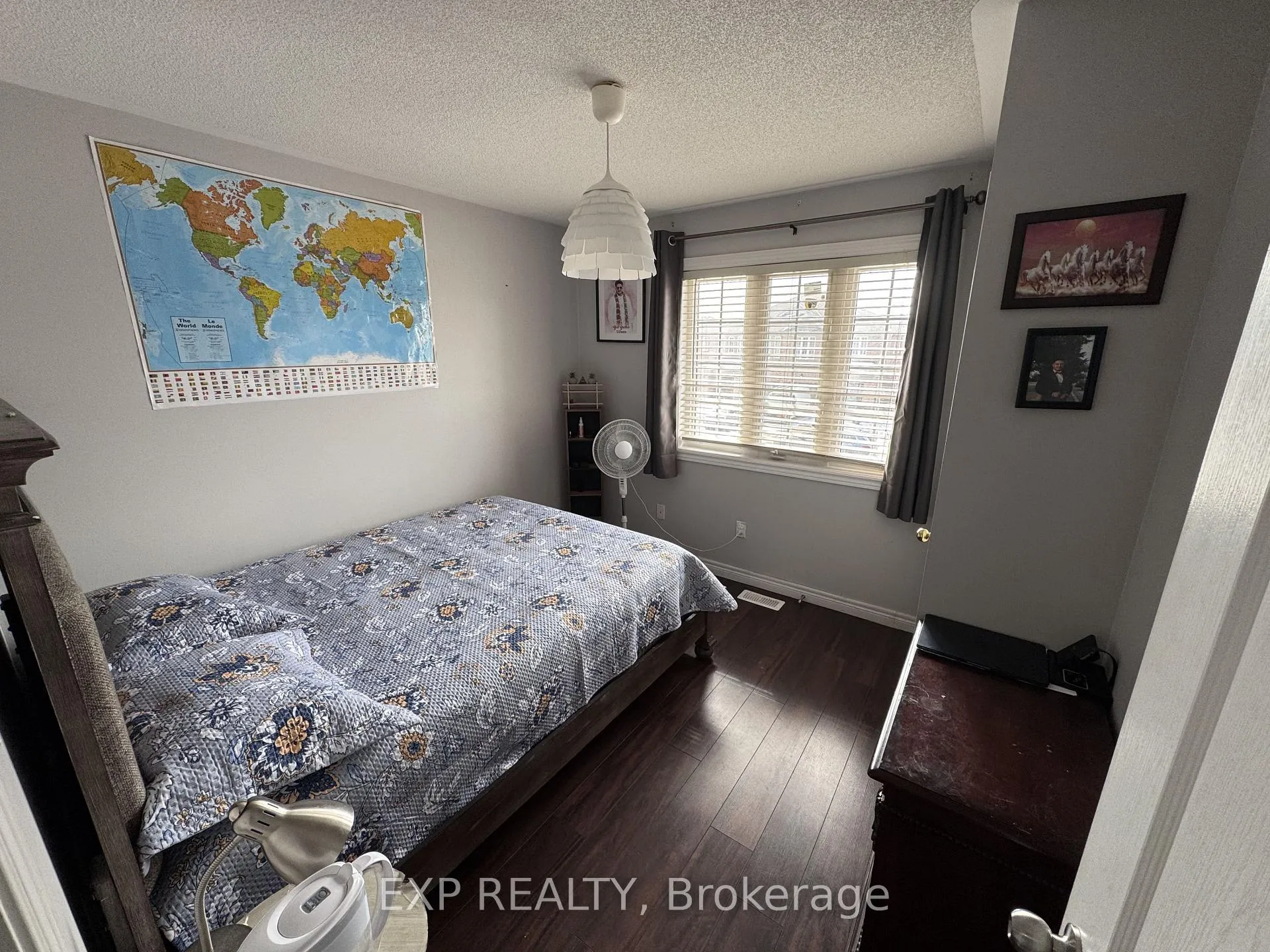 Photo 9 of 43 Thornbush Boulevard, Brampton, Fletcher's Meadow — HOMEH