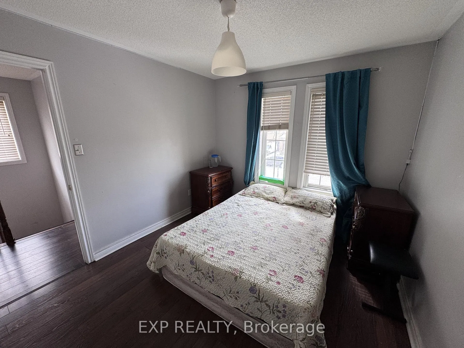 Photo 17 of 43 Thornbush Boulevard, Brampton, Fletcher's Meadow — HOMEH