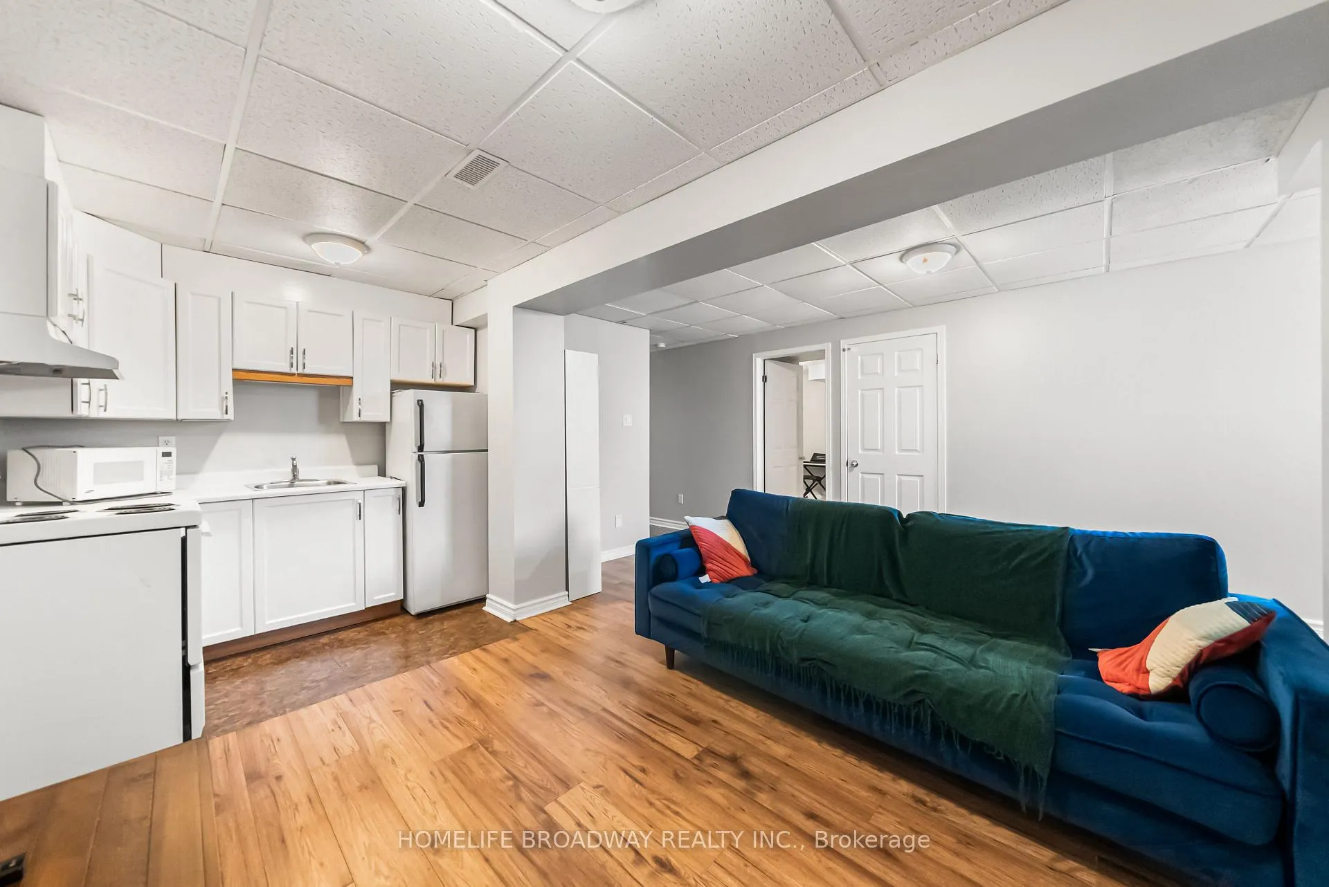 Photo 34 of 64 Bonnycastle Drive, Clarington, Bowmanville — HOMEH