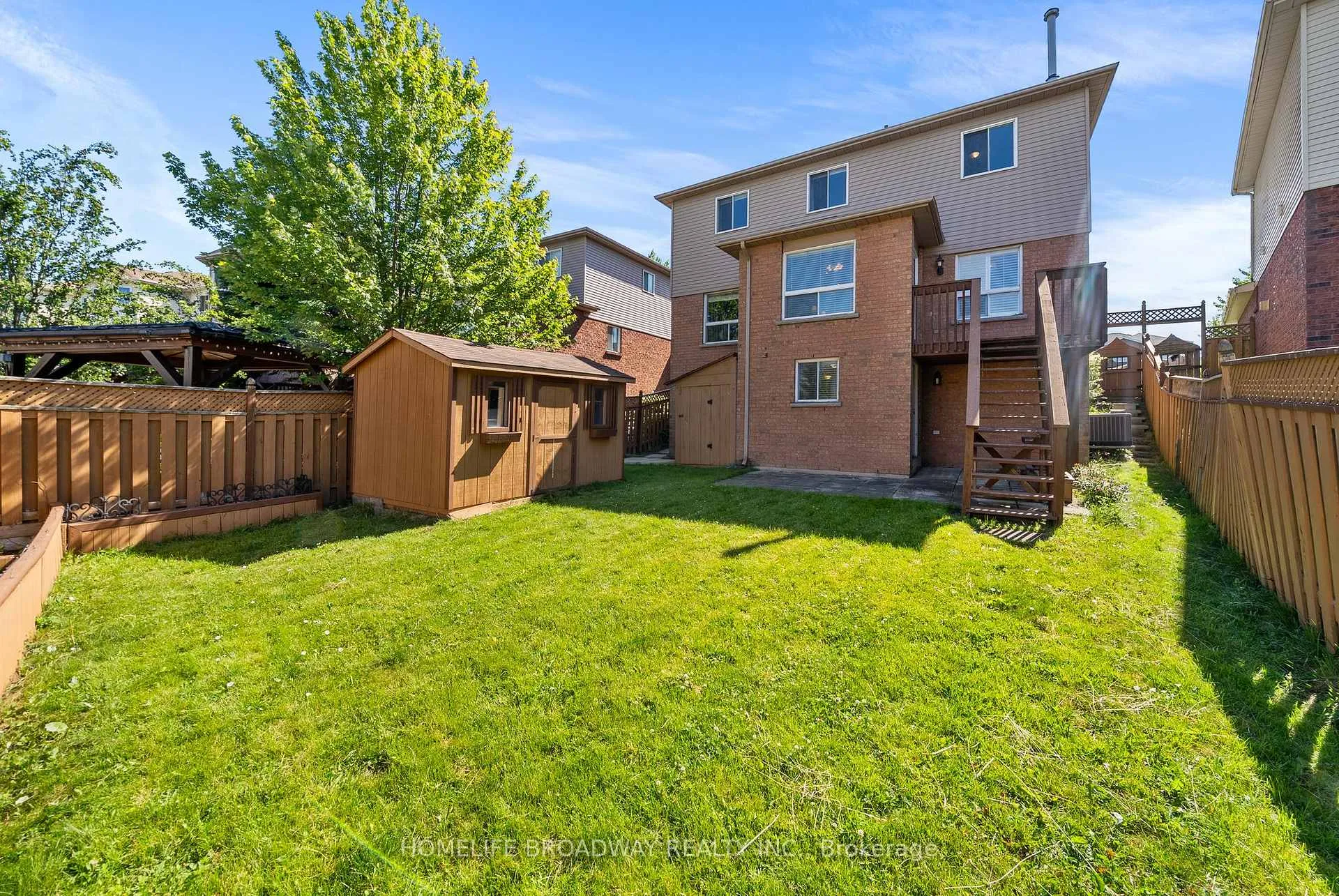 Photo 36 of 64 Bonnycastle Drive, Clarington, Bowmanville — HOMEH