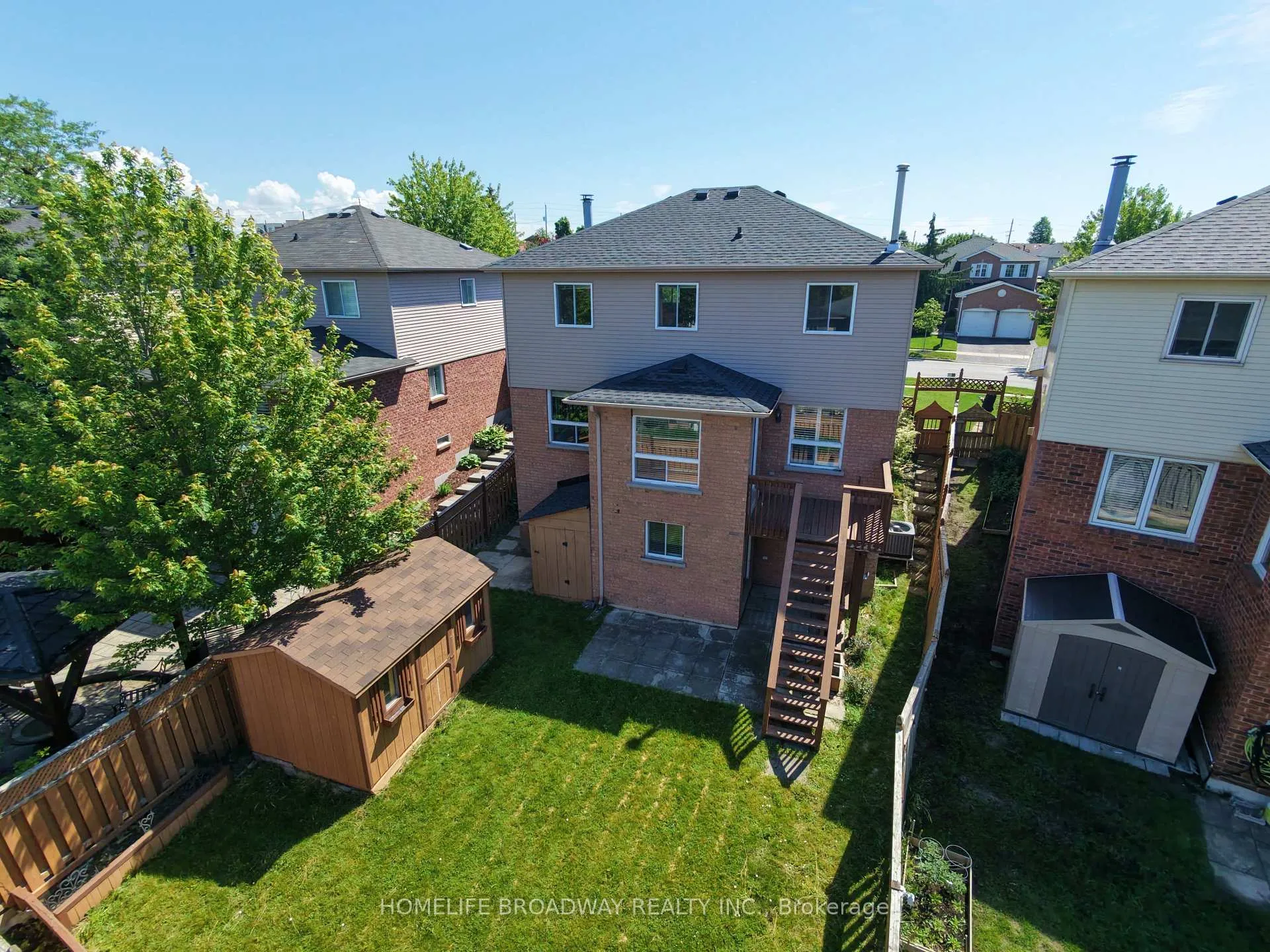 Photo 40 of 64 Bonnycastle Drive, Clarington, Bowmanville — HOMEH