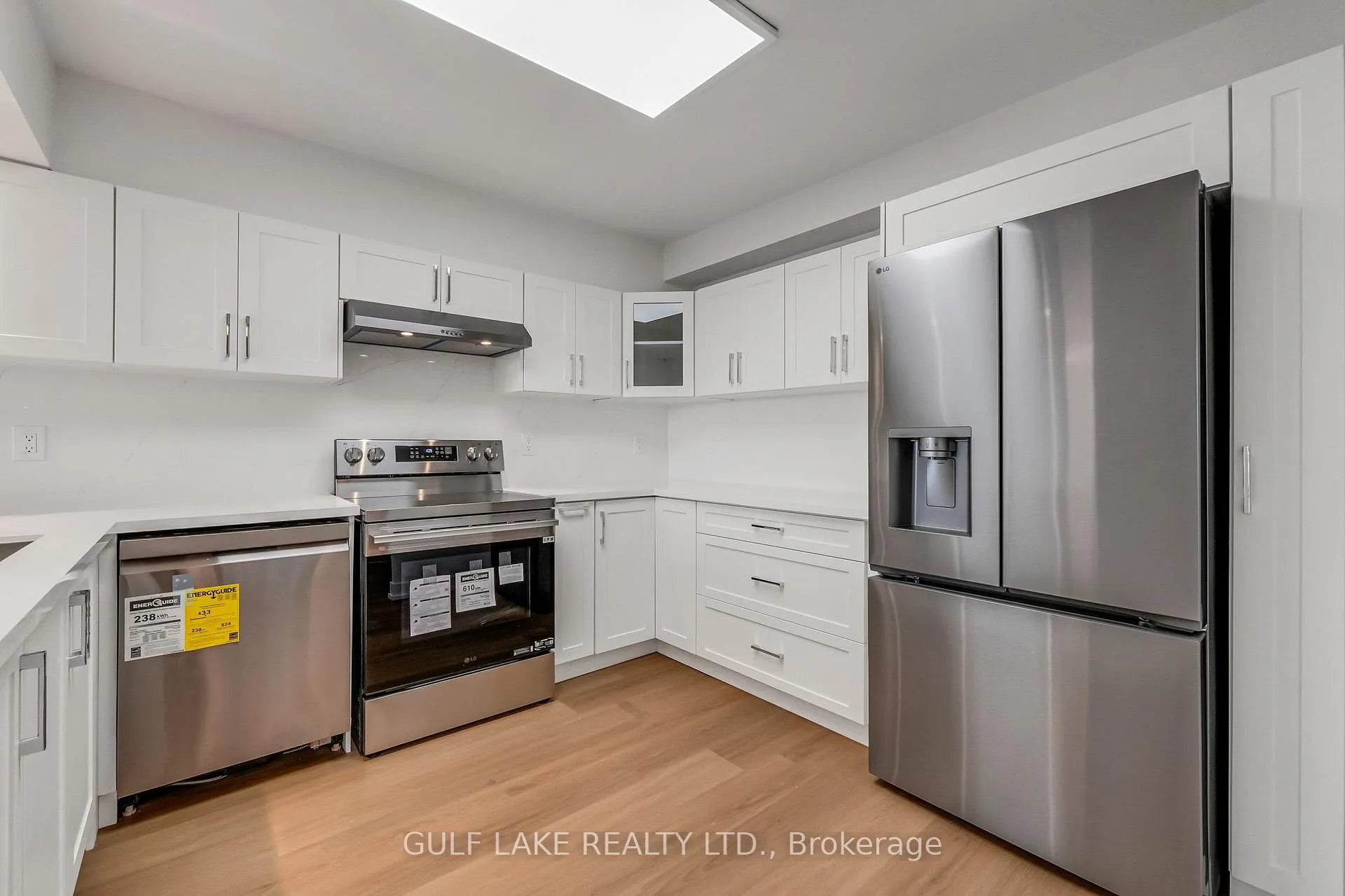 Photo 2 of Unit 510, 236 Albion Road, Etobicoke, Elms-Old Rexdale — HOMEH