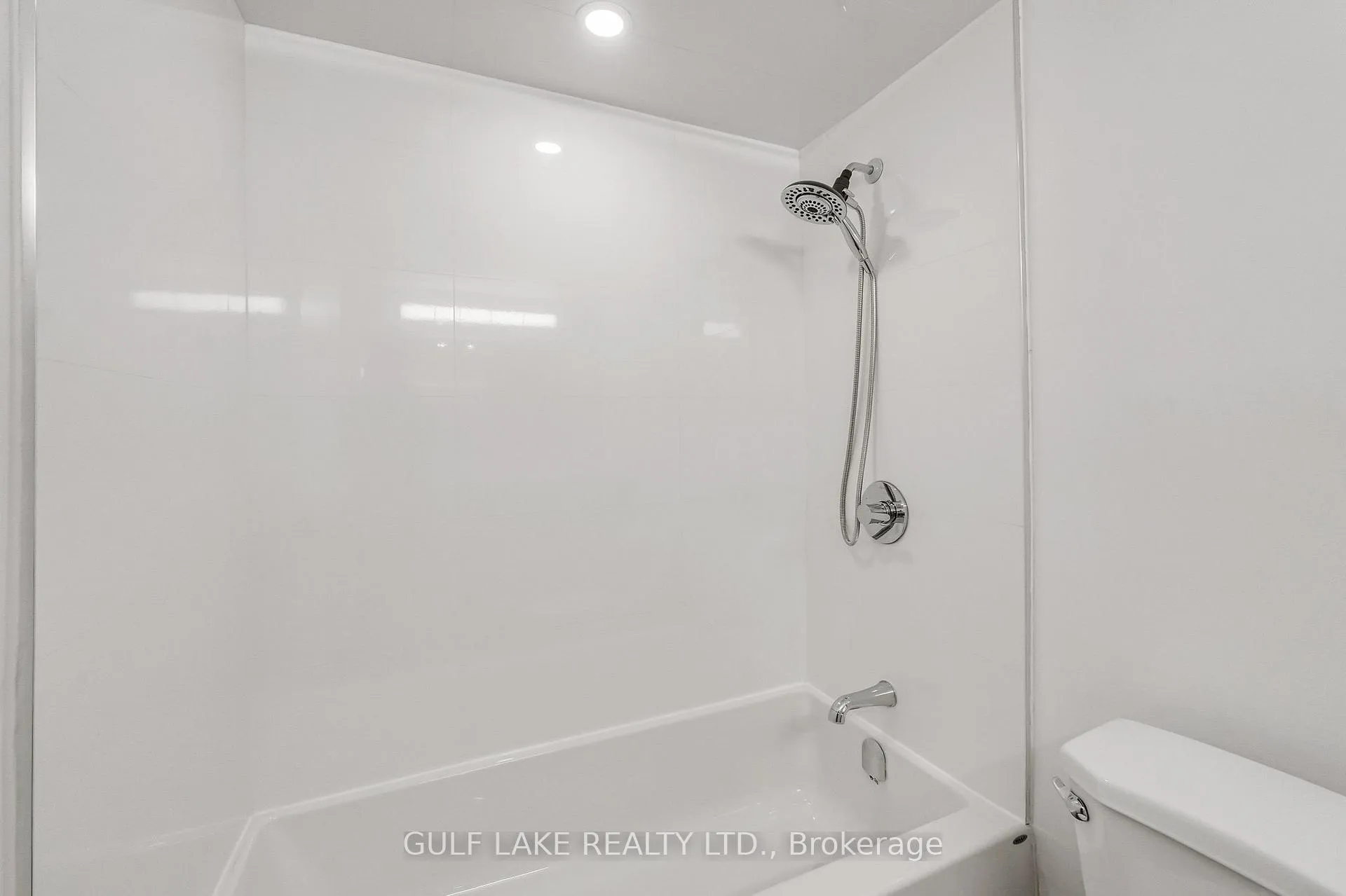 Photo 9 of Unit 510, 236 Albion Road, Etobicoke, Elms-Old Rexdale — HOMEH