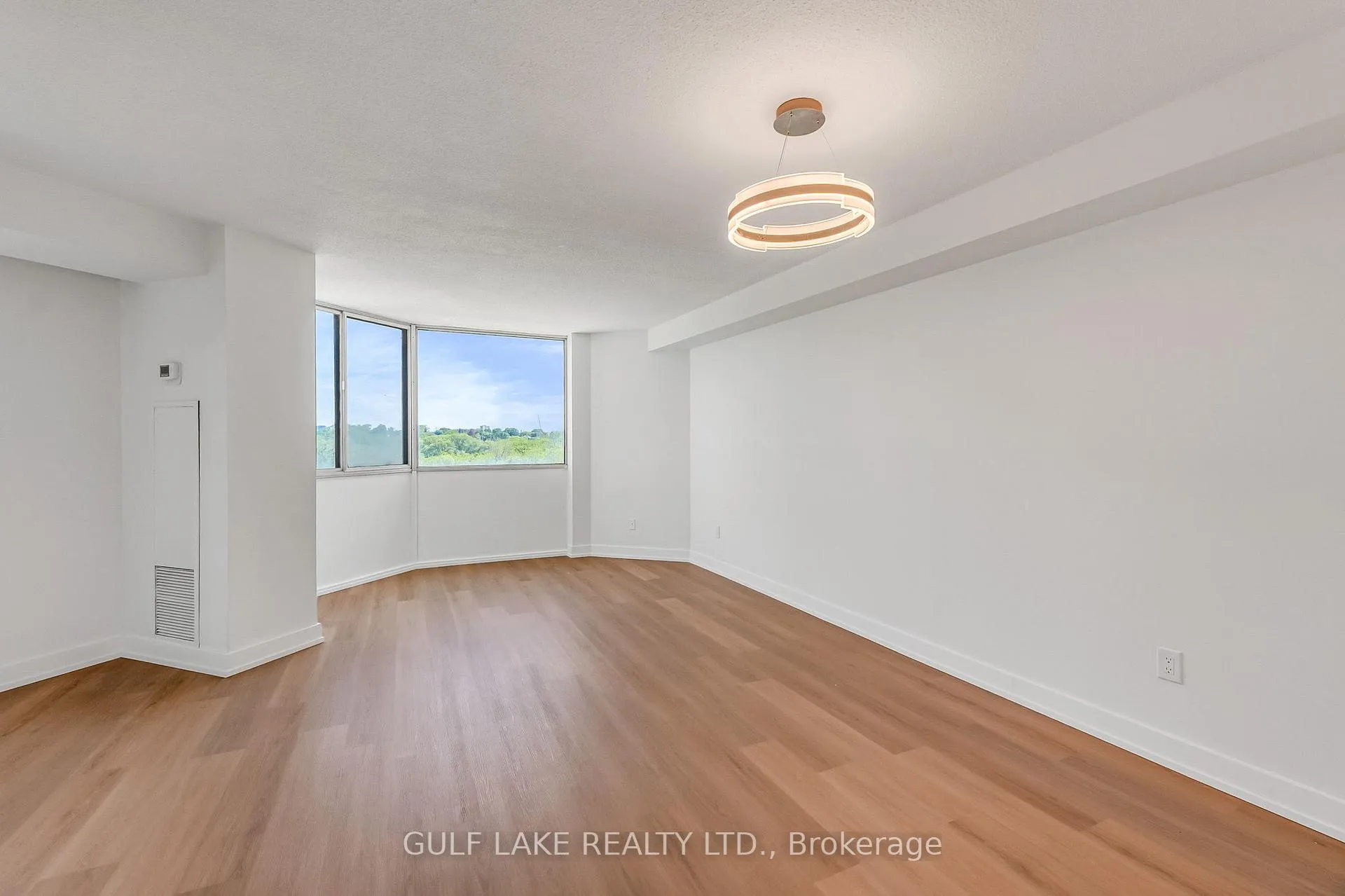 Photo 10 of Unit 510, 236 Albion Road, Etobicoke, Elms-Old Rexdale — HOMEH