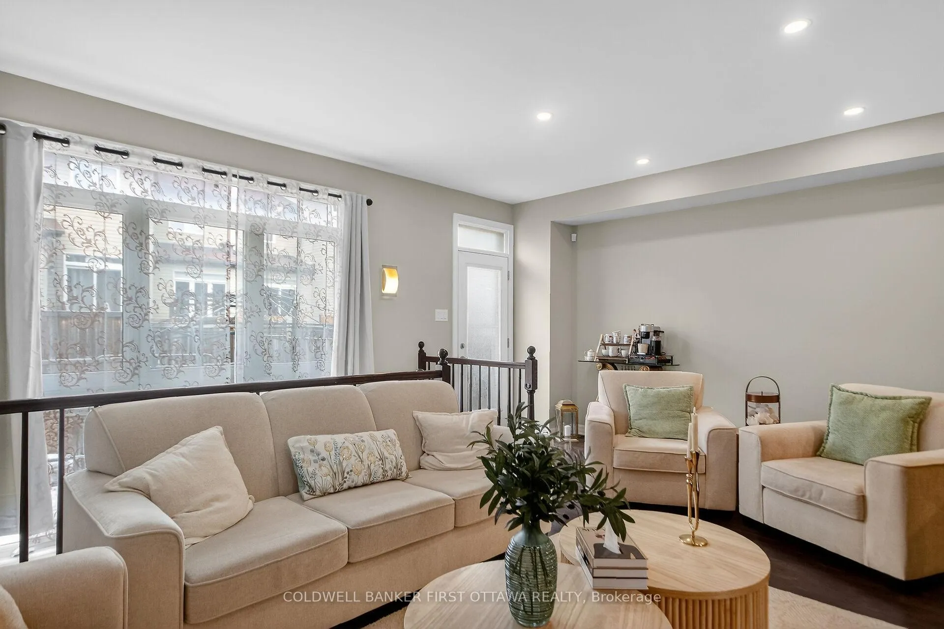 Photo 8 of 906 Littlerock Street, Ottawa, Leitrim — HOMEH