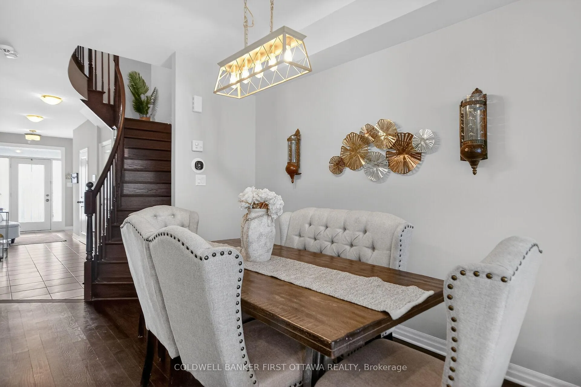 Photo 11 of 906 Littlerock Street, Ottawa, Leitrim — HOMEH